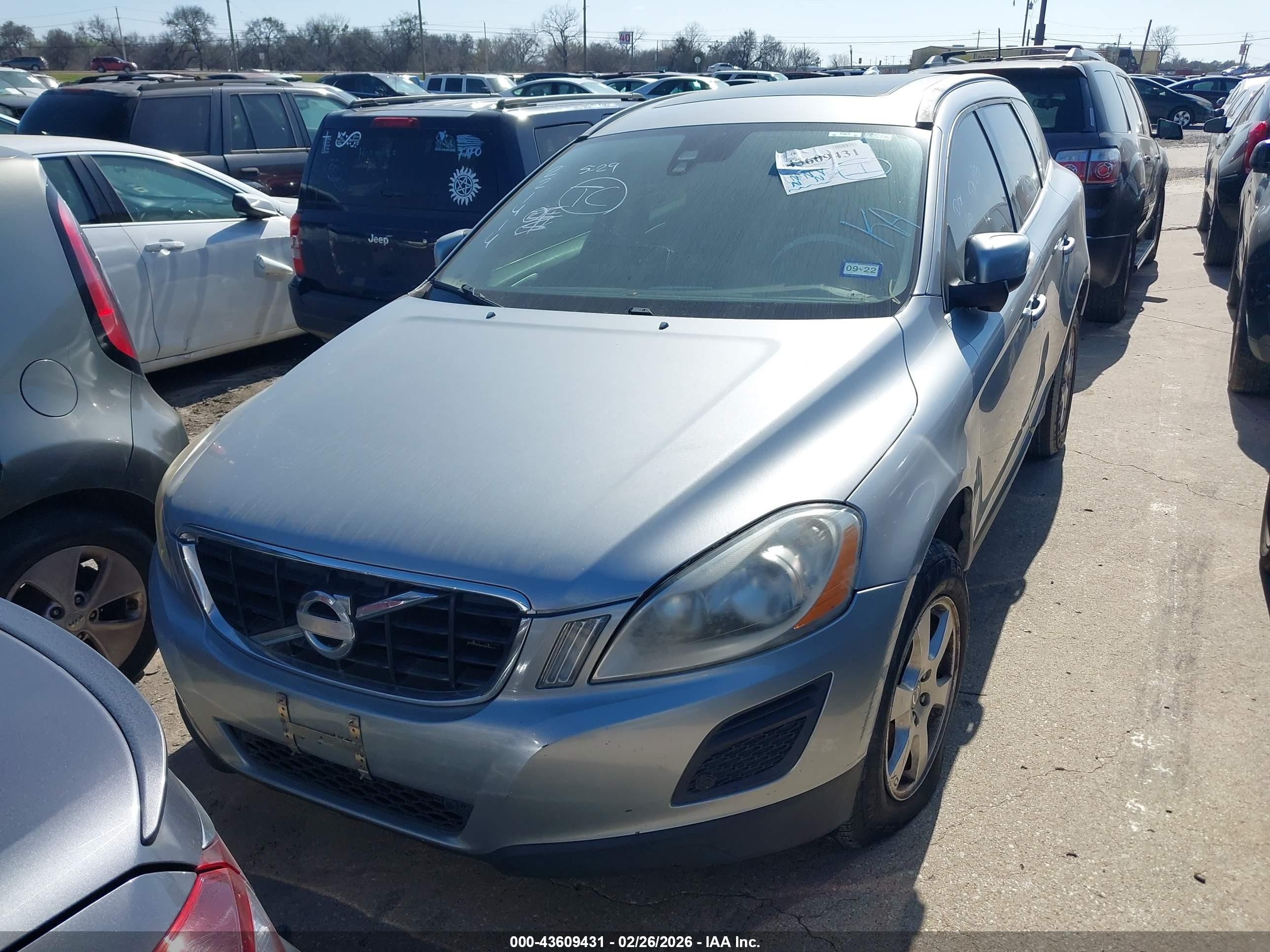 2011 Volvo Xc60 3.2/3.2 R-design Синий vin: YV4952DL5B2221414