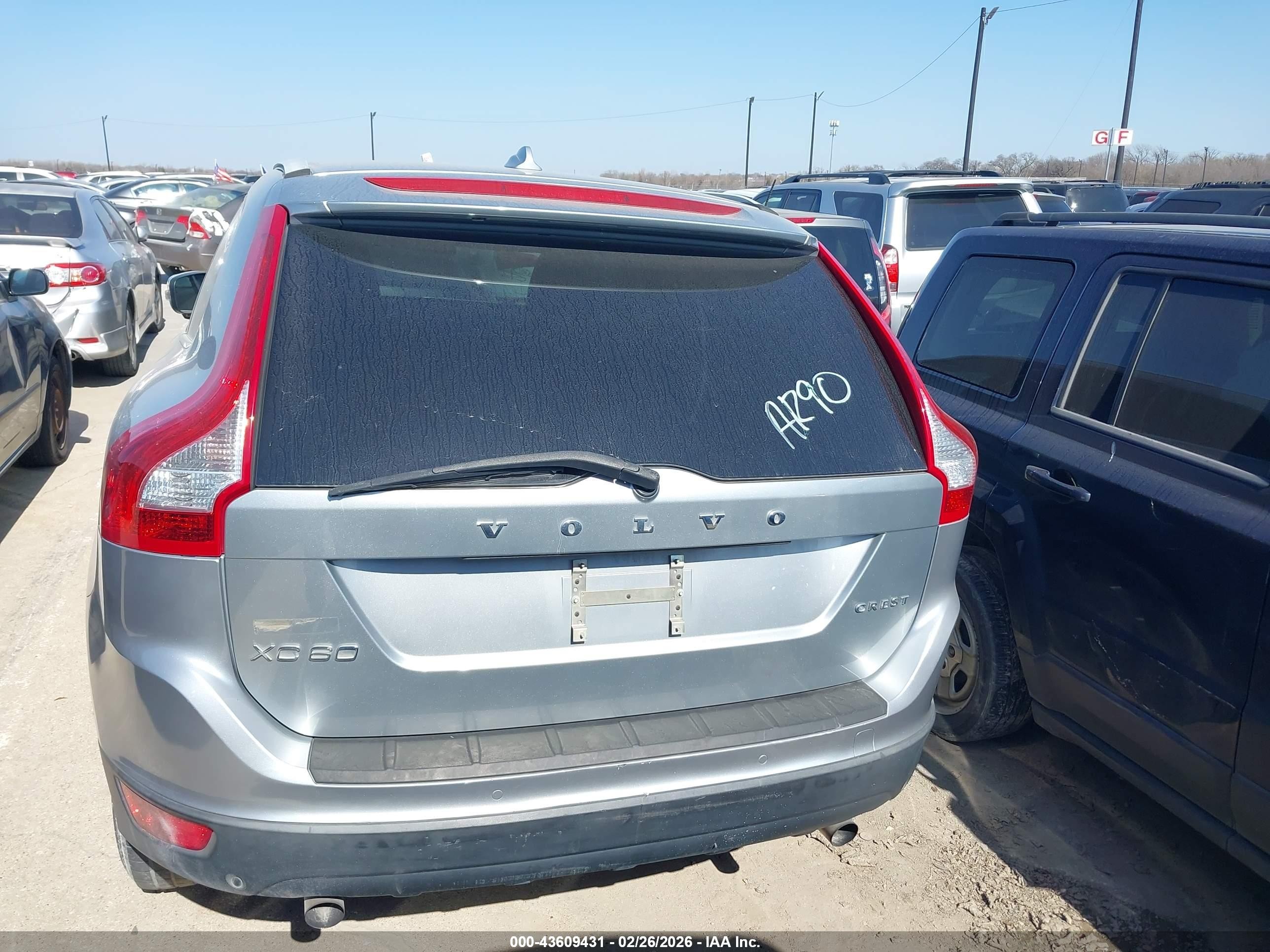 2011 Volvo Xc60 3.2/3.2 R-design Синий vin: YV4952DL5B2221414