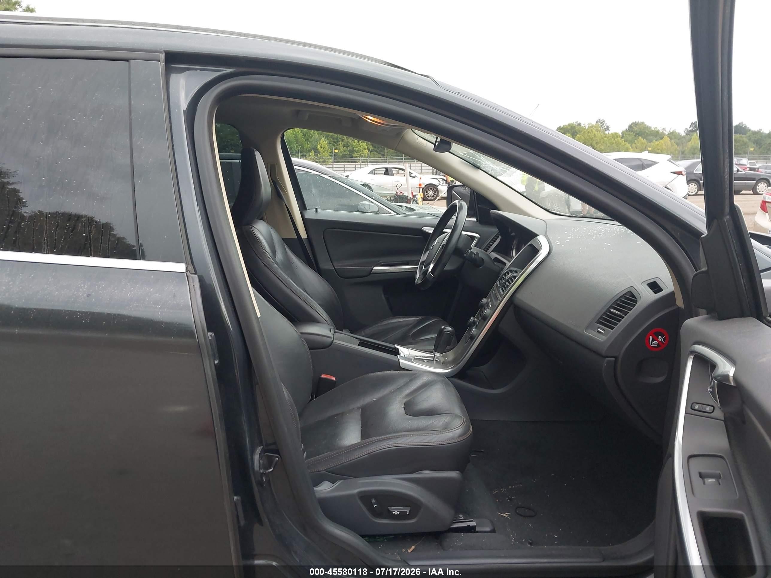 2012 Volvo Xc60 3.2/3.2 Platinum/3.2 Premier/3.2 Premier Plus Черный vin: YV4952DL5C2346317