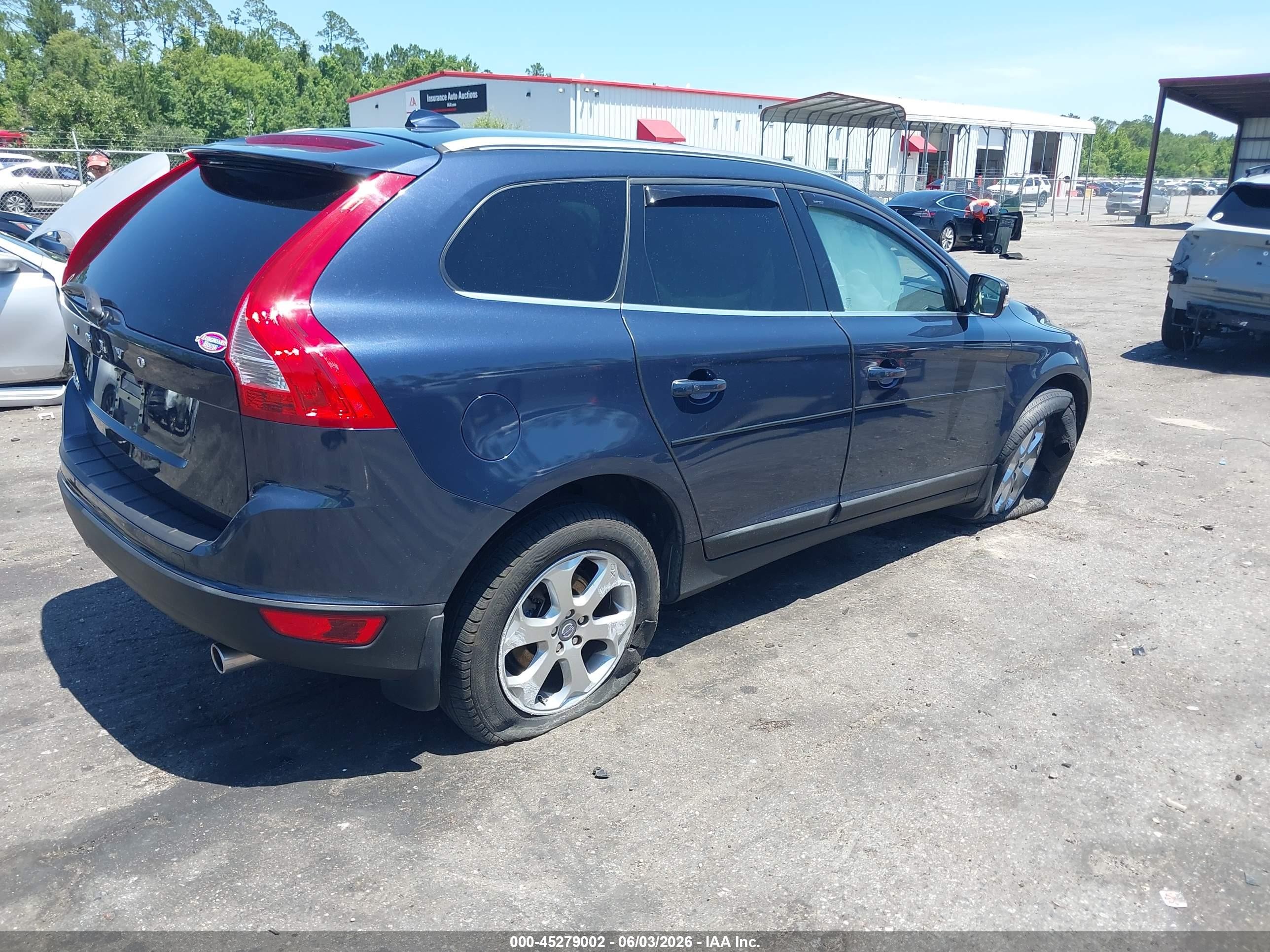 2013 Volvo Xc60 3.2/3.2 Platinum/3.2 Premier/3.2 Premier Plus Синий vin: YV4952DL5D2413127