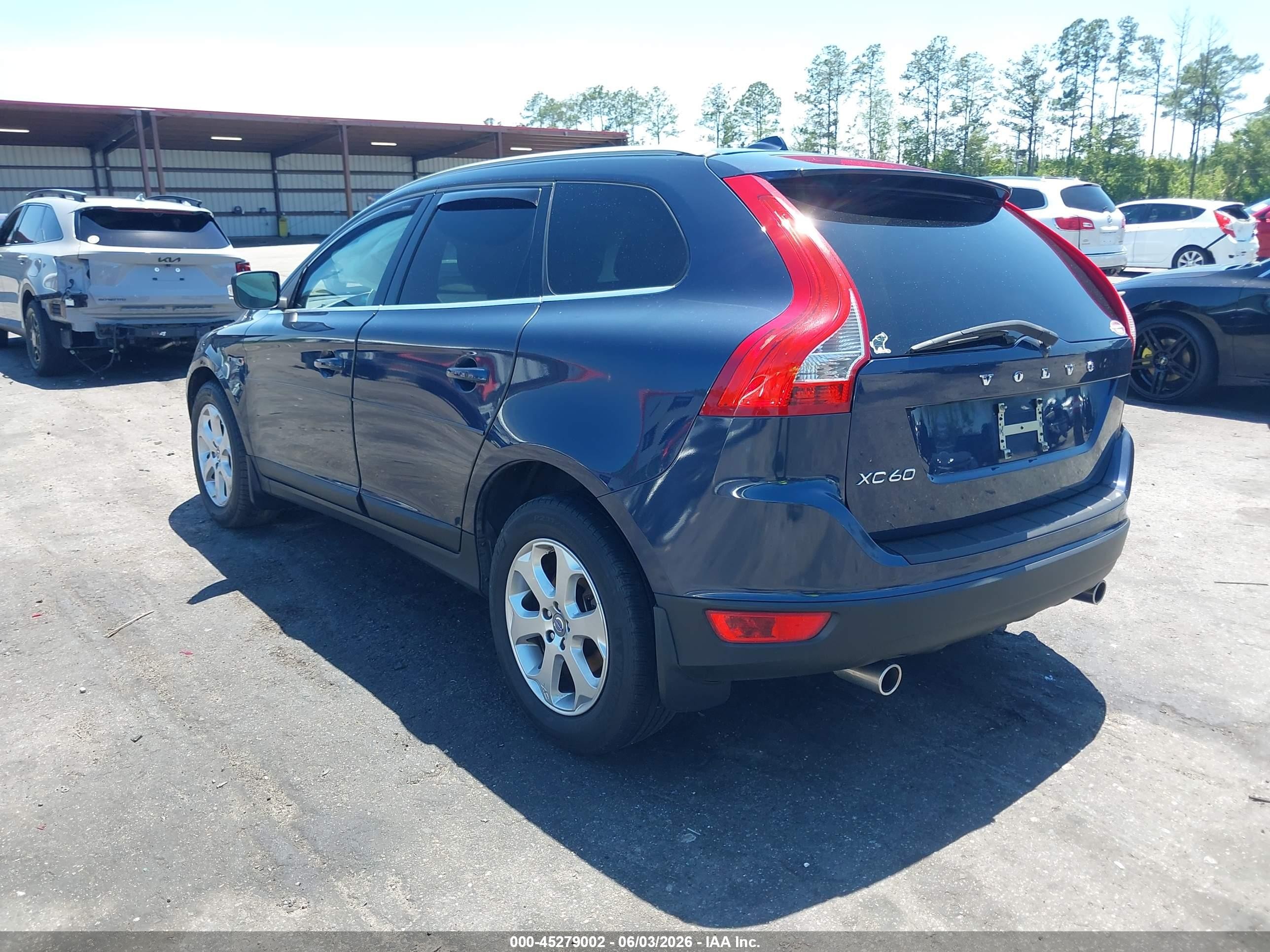2013 Volvo Xc60 3.2/3.2 Platinum/3.2 Premier/3.2 Premier Plus Синий vin: YV4952DL5D2413127