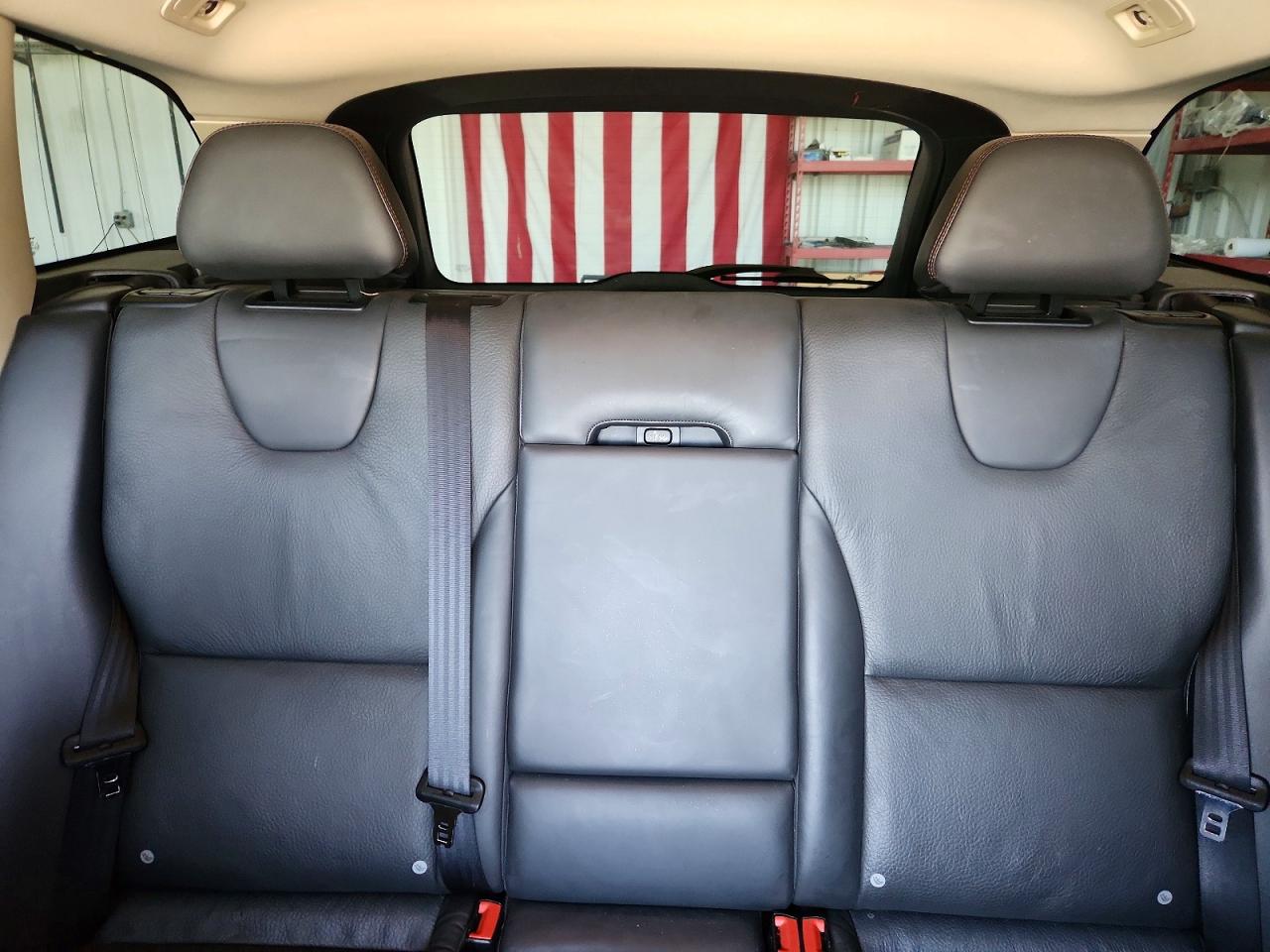 2013 Volvo Xc60 3.2 Silver vin: YV4952DL5D2427948