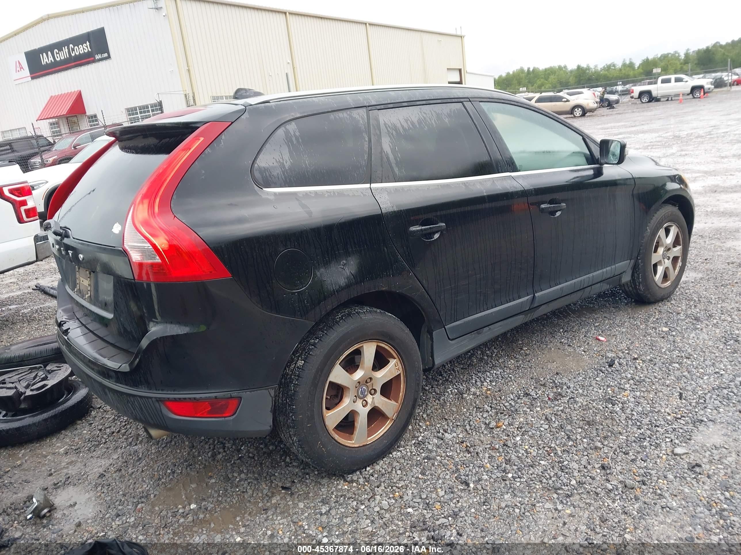 2011 Volvo Xc60 3.2 Черный vin: YV4952DL6B2198838