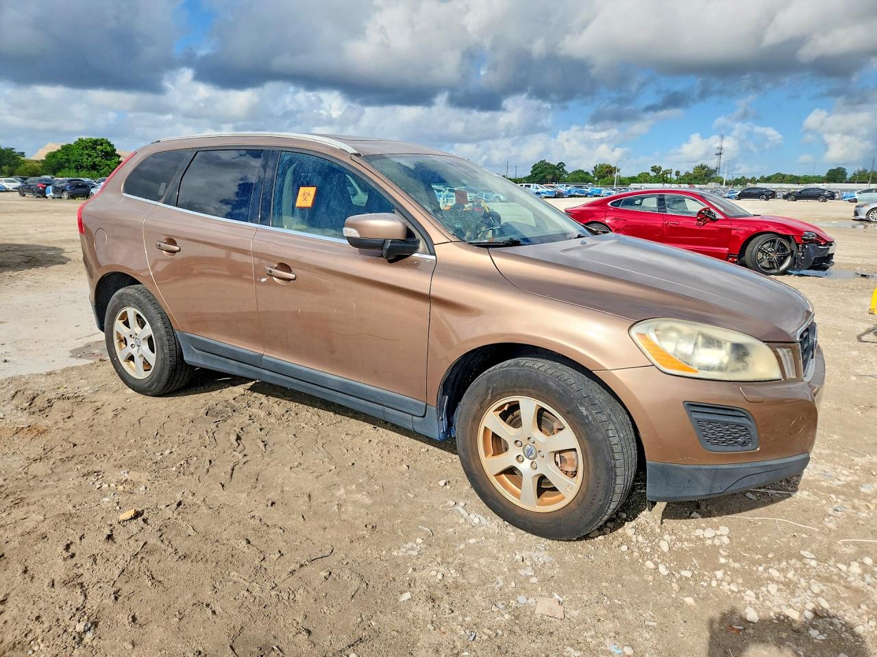 2011 Volvo Xc60 3.2 Коричневый vin: YV4952DL6B2223947