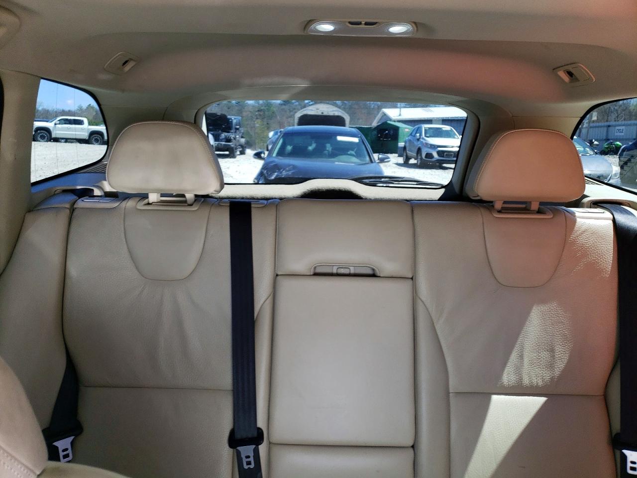 2012 Volvo Xc60 3.2 White vin: YV4952DL6C2242547