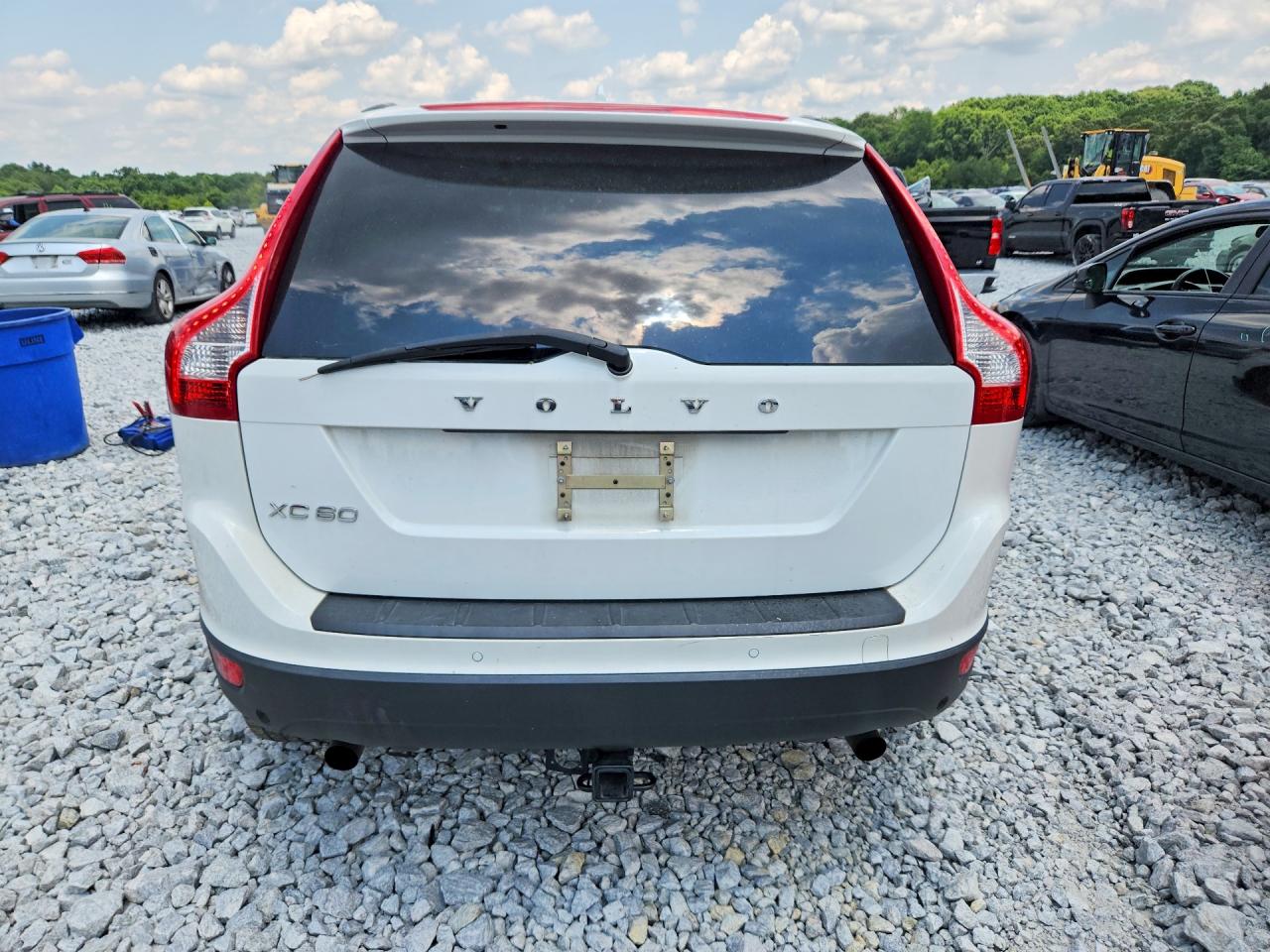 2012 Volvo Xc60 3.2 White vin: YV4952DL6C2327842