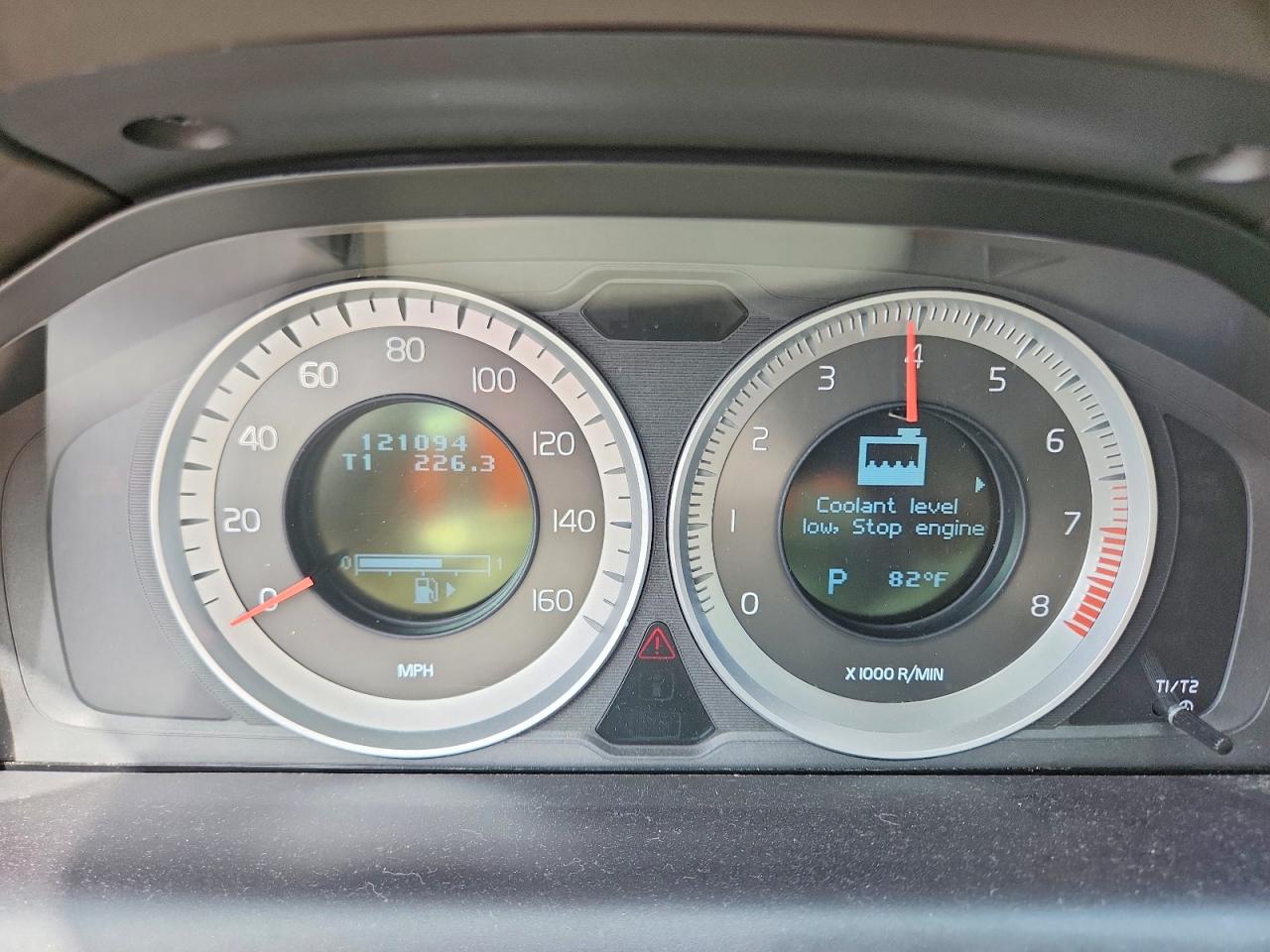 2011 Volvo Xc60 3.2 Tan vin: YV4952DL7B2206249
