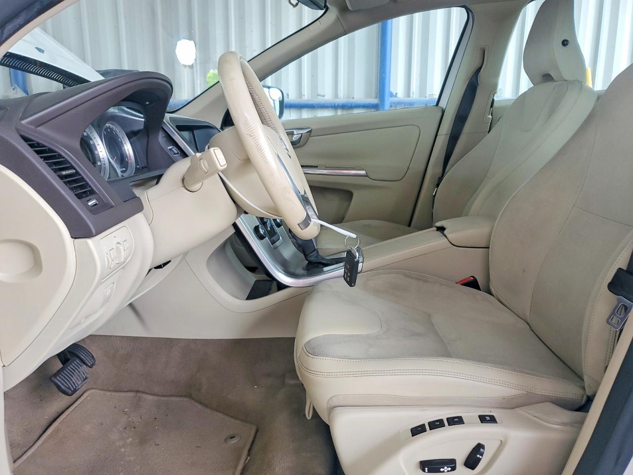 2013 Volvo Xc60 3.2 White vin: YV4952DL7D2419995
