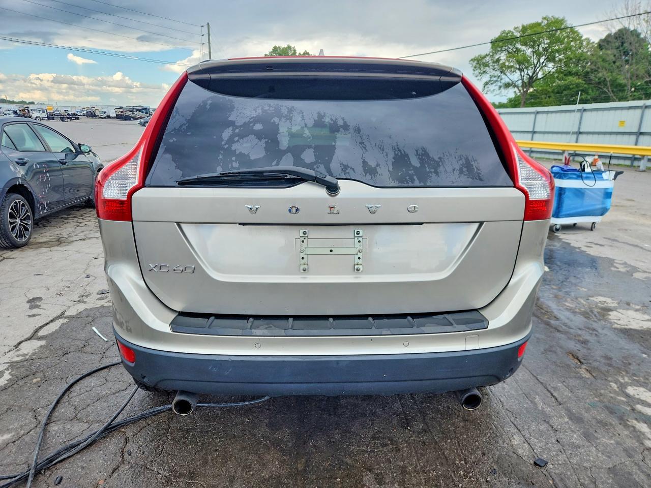 2013 Volvo Xc60 3.2 Silver vin: YV4952DL8D2452018