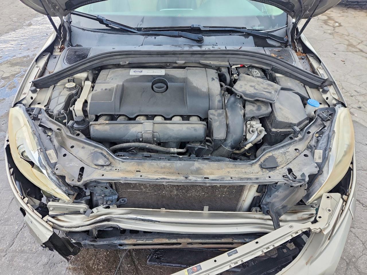 2013 Volvo Xc60 3.2 Silver vin: YV4952DL8D2452018