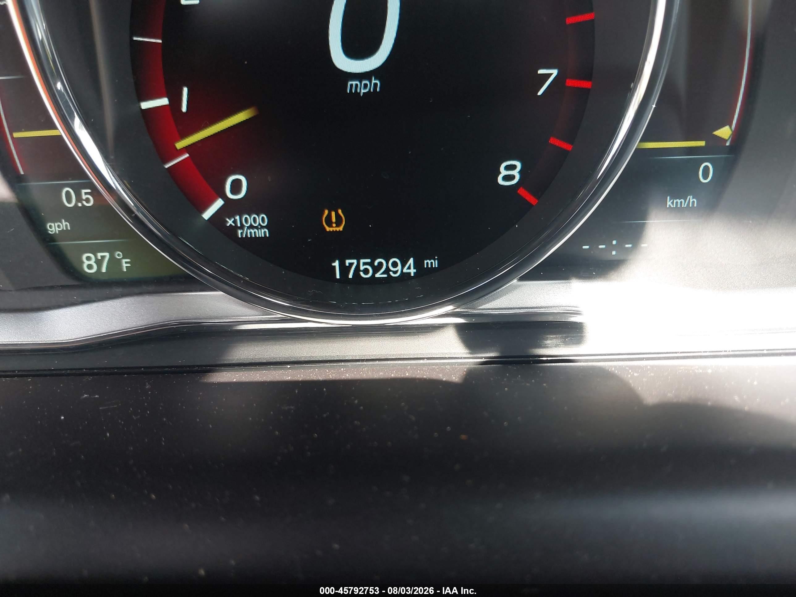 2014 Volvo Xc60 3.2 Premier Черный vin: YV4952DL9E2554008