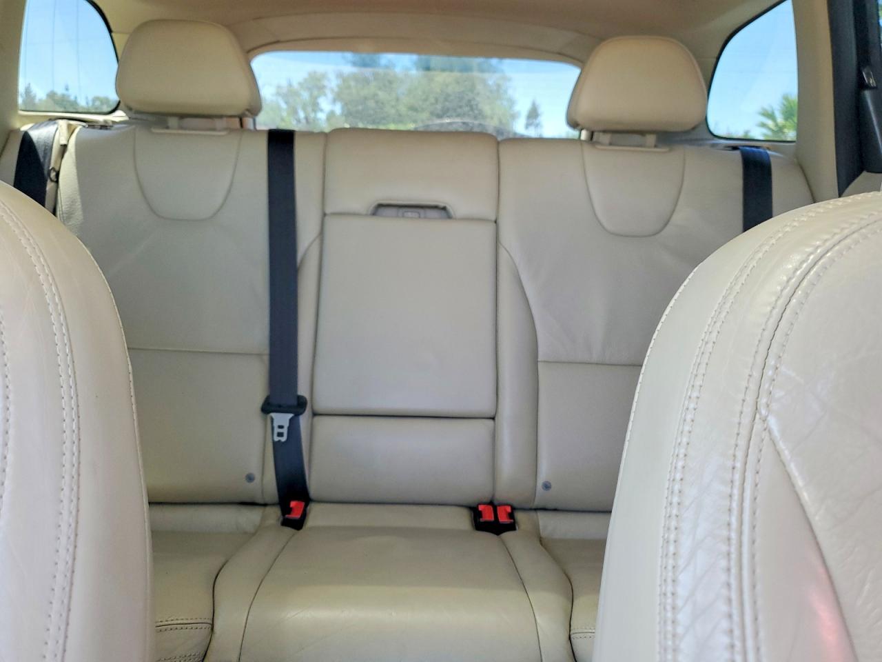 2012 Volvo Xc60 3.2 Черный vin: YV4952DLXC2284462