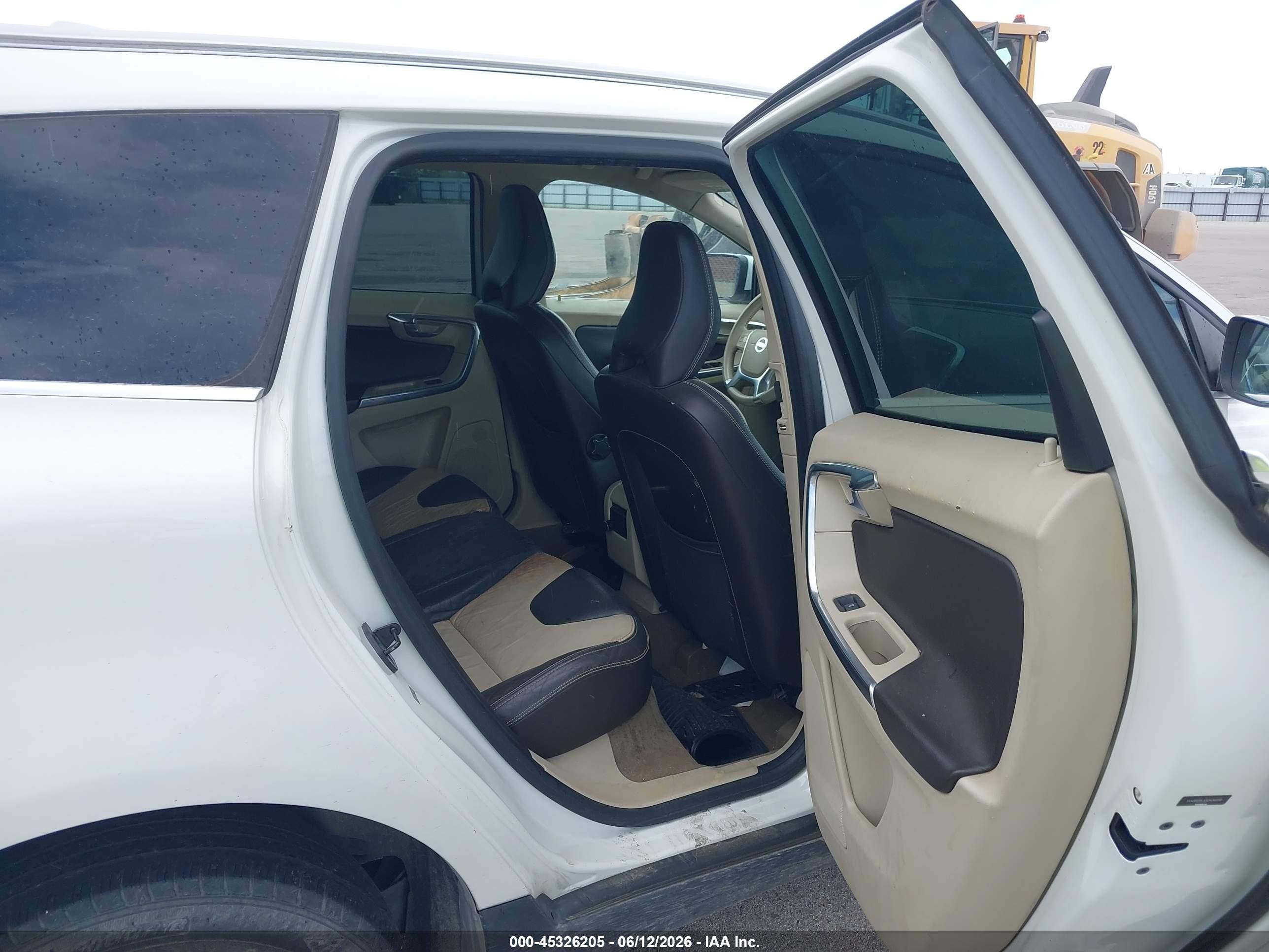 2013 Volvo Xc60 3.2/3.2 Platinum/3.2 Premier/3.2 Premier Plus White vin: YV4952DLXD2406058