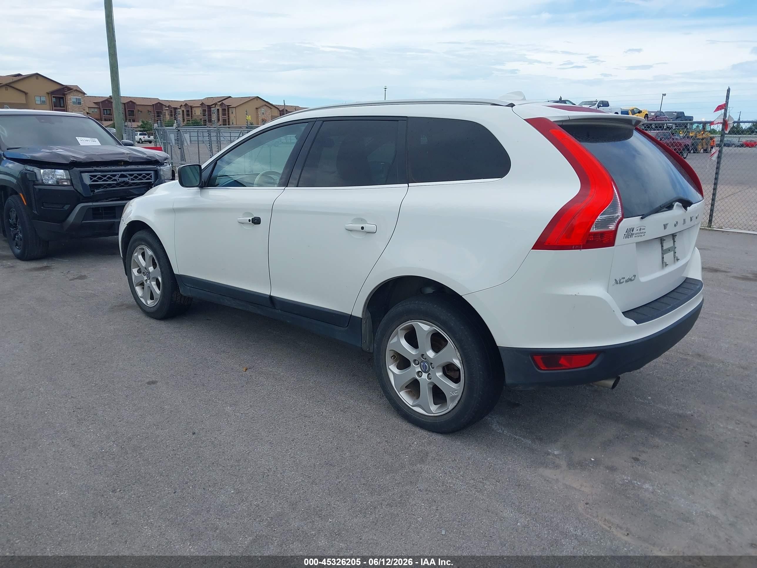 2013 Volvo Xc60 3.2/3.2 Platinum/3.2 Premier/3.2 Premier Plus White vin: YV4952DLXD2406058