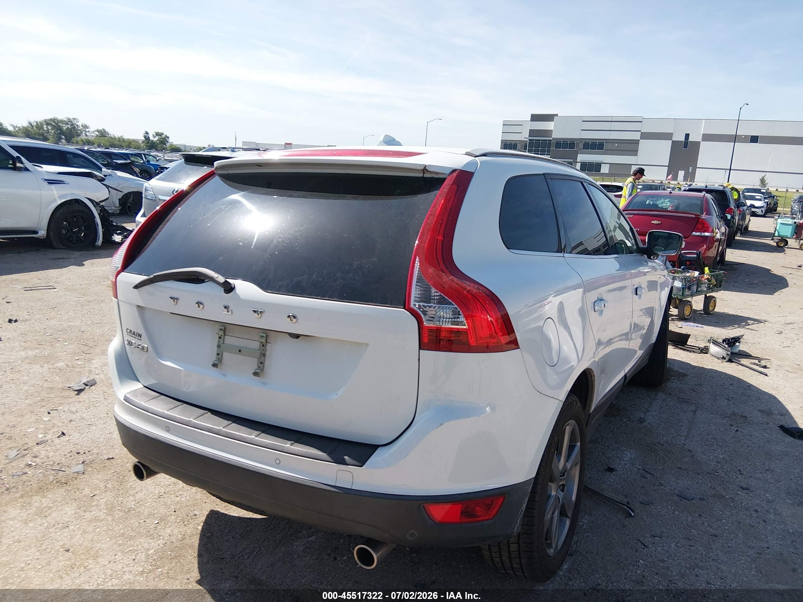 2013 Volvo Xc60 3.2 Platinum White vin: YV4952DLXD2454031