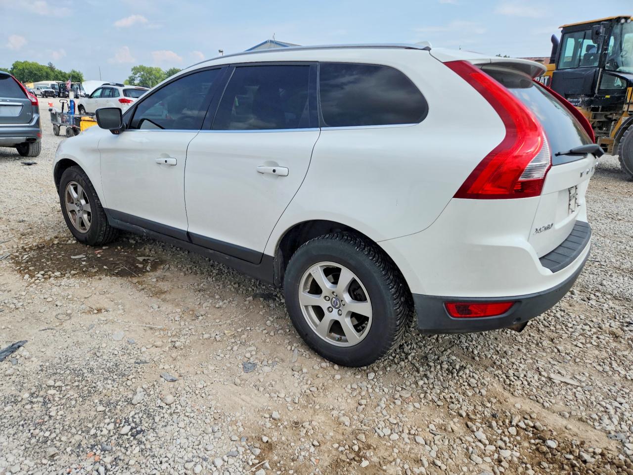 2011 Volvo Xc60 3.2 White vin: YV4952DZ1B2149857