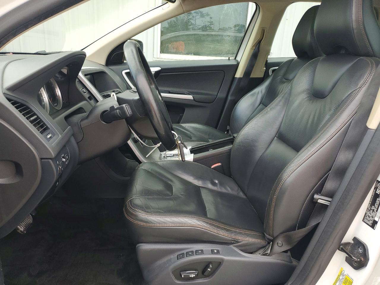 2011 Volvo Xc60 3.2 White vin: YV4952DZ2B2222296