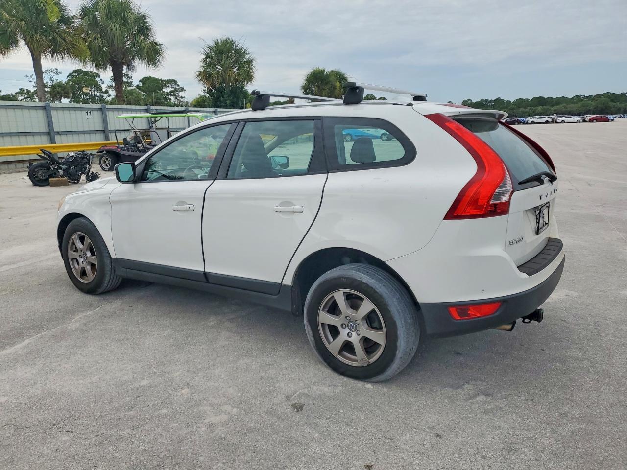 2011 Volvo Xc60 3.2 White vin: YV4952DZ2B2222296