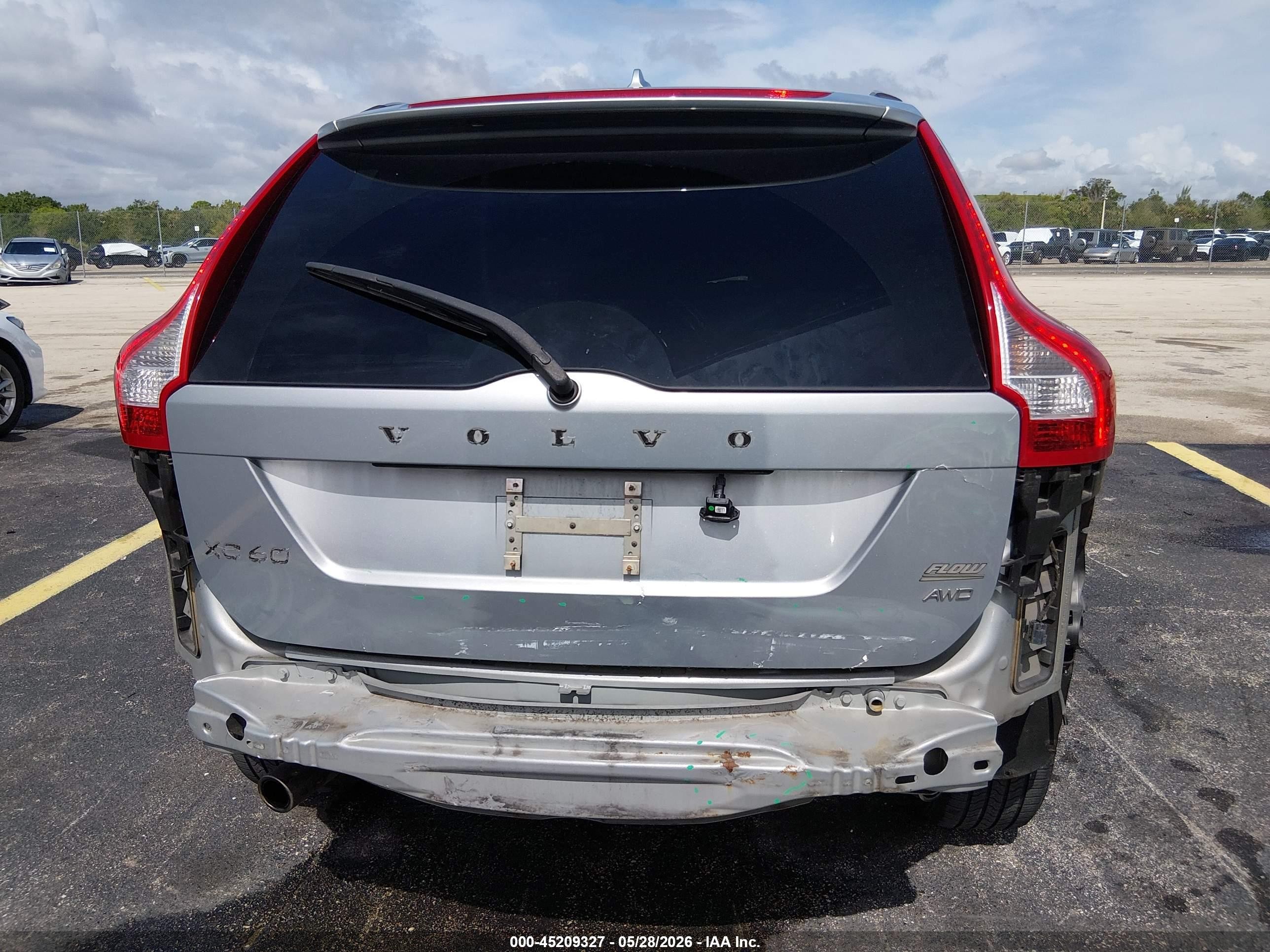 2013 Volvo Xc60 3.2 Premier Silver vin: YV4952DZ2D2407564