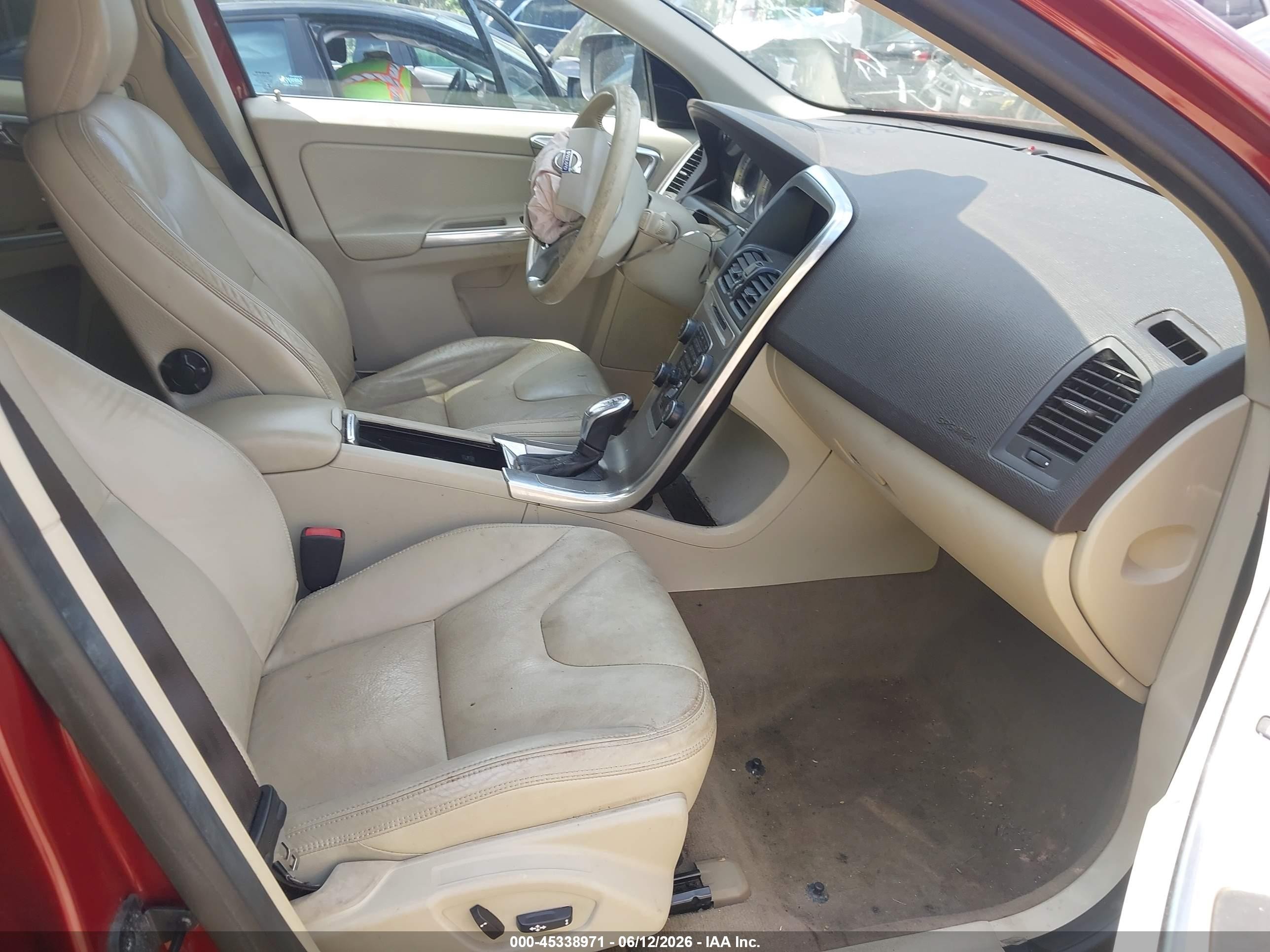 2013 Volvo Xc60 3.2 Premier Red vin: YV4952DZ2D2442766