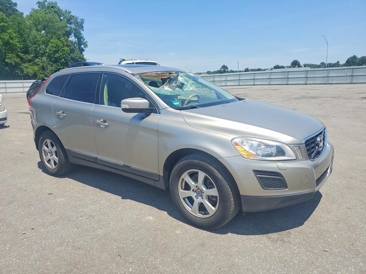2011 Volvo Xc60 3.2 Gold vin: YV4952DZ3B2196761