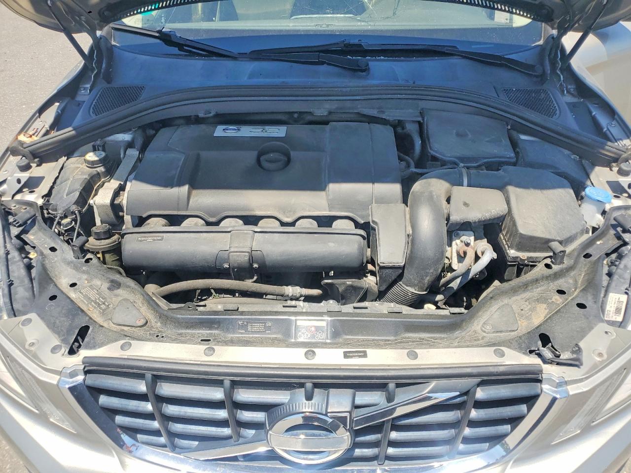 2011 Volvo Xc60 3.2 Gold vin: YV4952DZ3B2196761