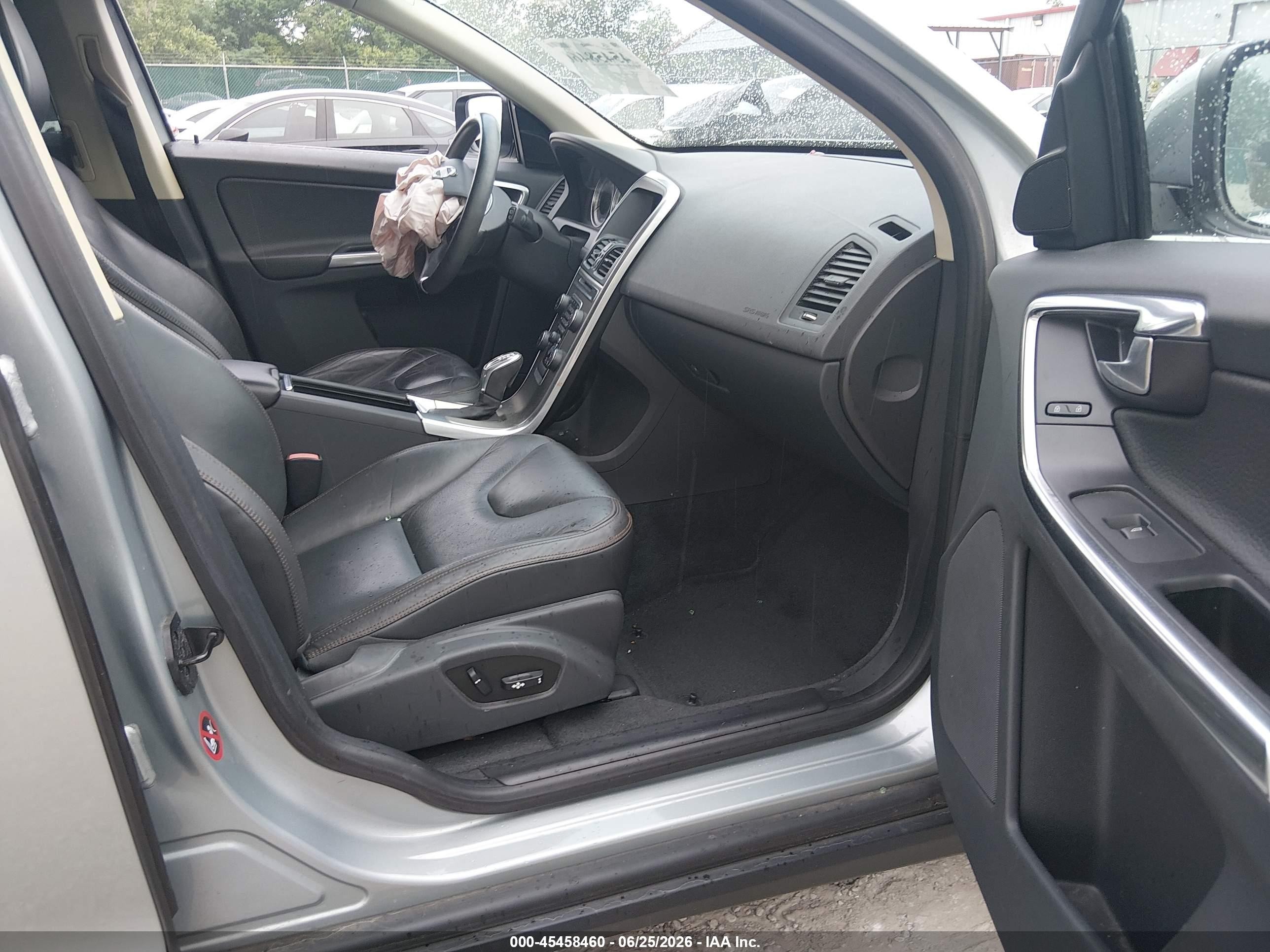 2013 Volvo Xc60 3.2 Premier Silver vin: YV4952DZ3D2433641