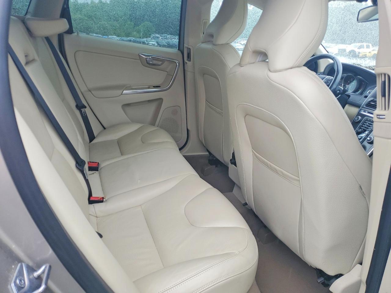 2014 Volvo Xc60 3.2 Gold vin: YV4952DZ4E2507067