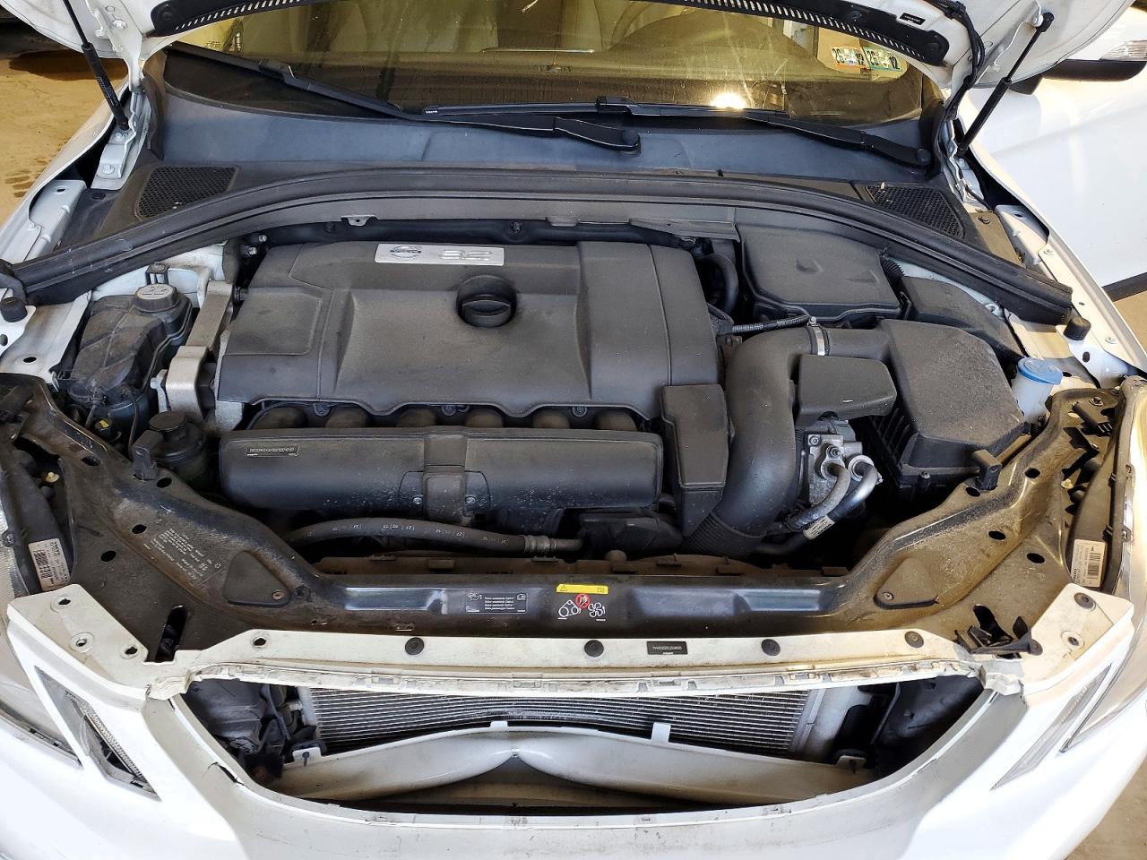 2012 Volvo Xc60 3.2 White vin: YV4952DZ6C2338005