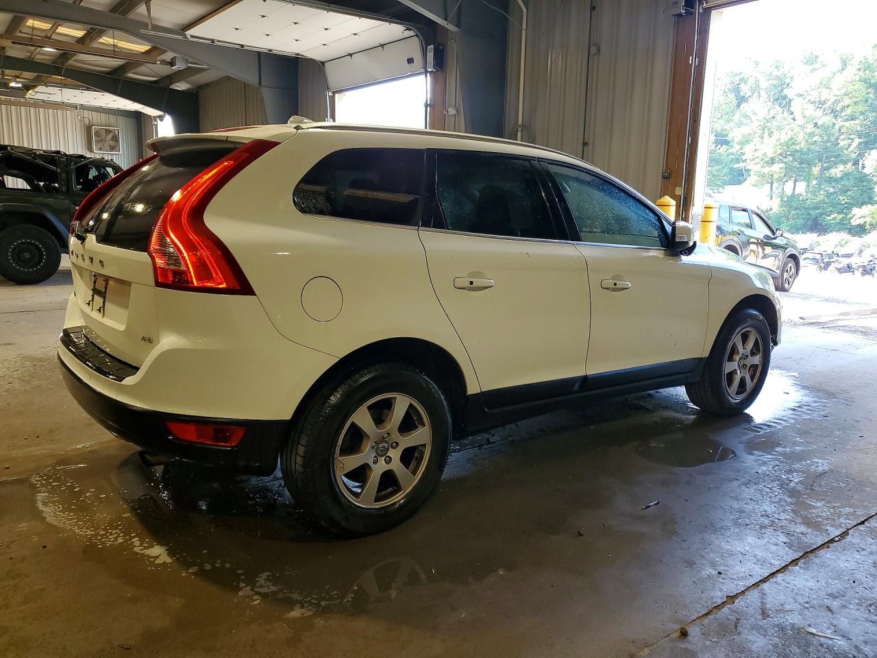 2012 Volvo Xc60 3.2 White vin: YV4952DZ6C2338005