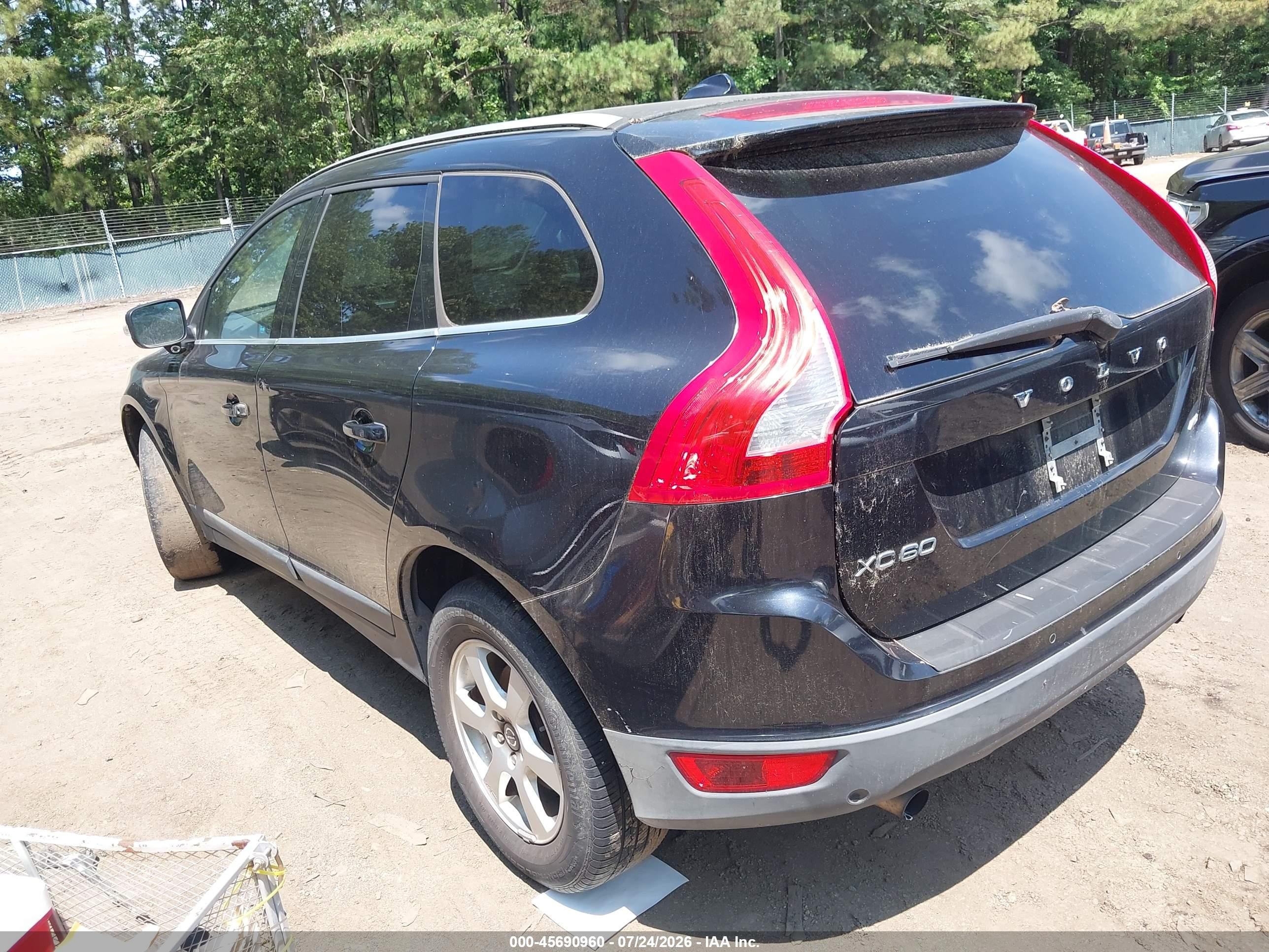 2011 Volvo Xc60 3.2/3.2 R-design Черный vin: YV4952DZ9B2163120