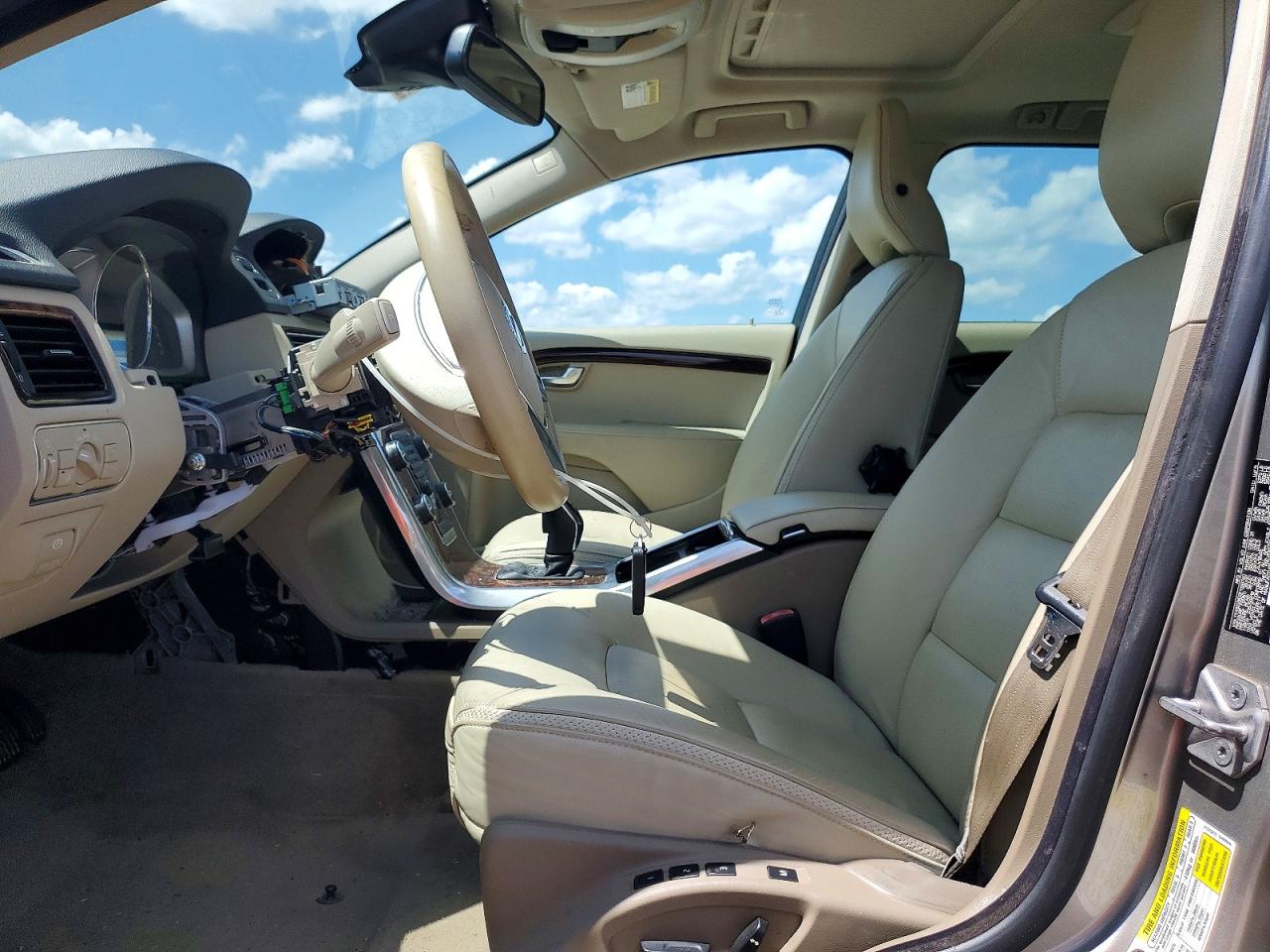 2015 Volvo Xc70 3.2 Platinum Beige vin: YV4952ND2F1198760