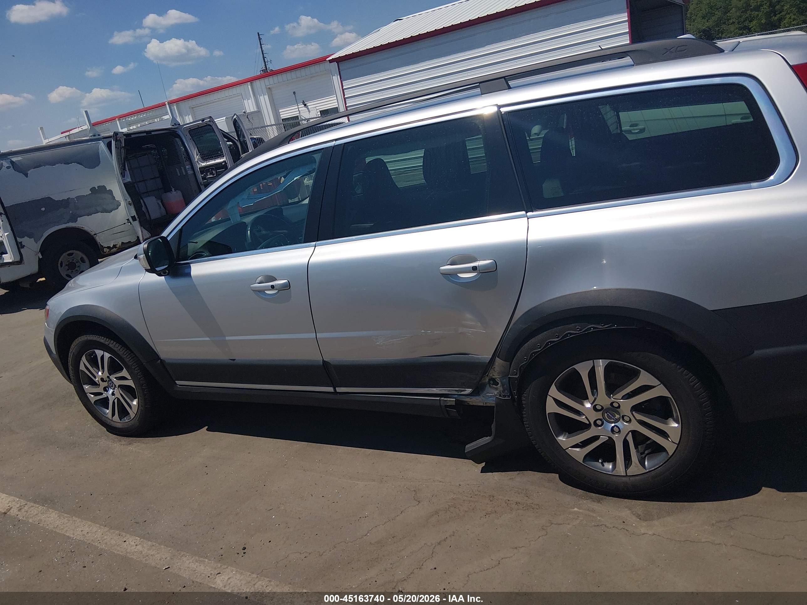 2015 Volvo Xc70 3.2 Premier Silver vin: YV4952NK6F1211850