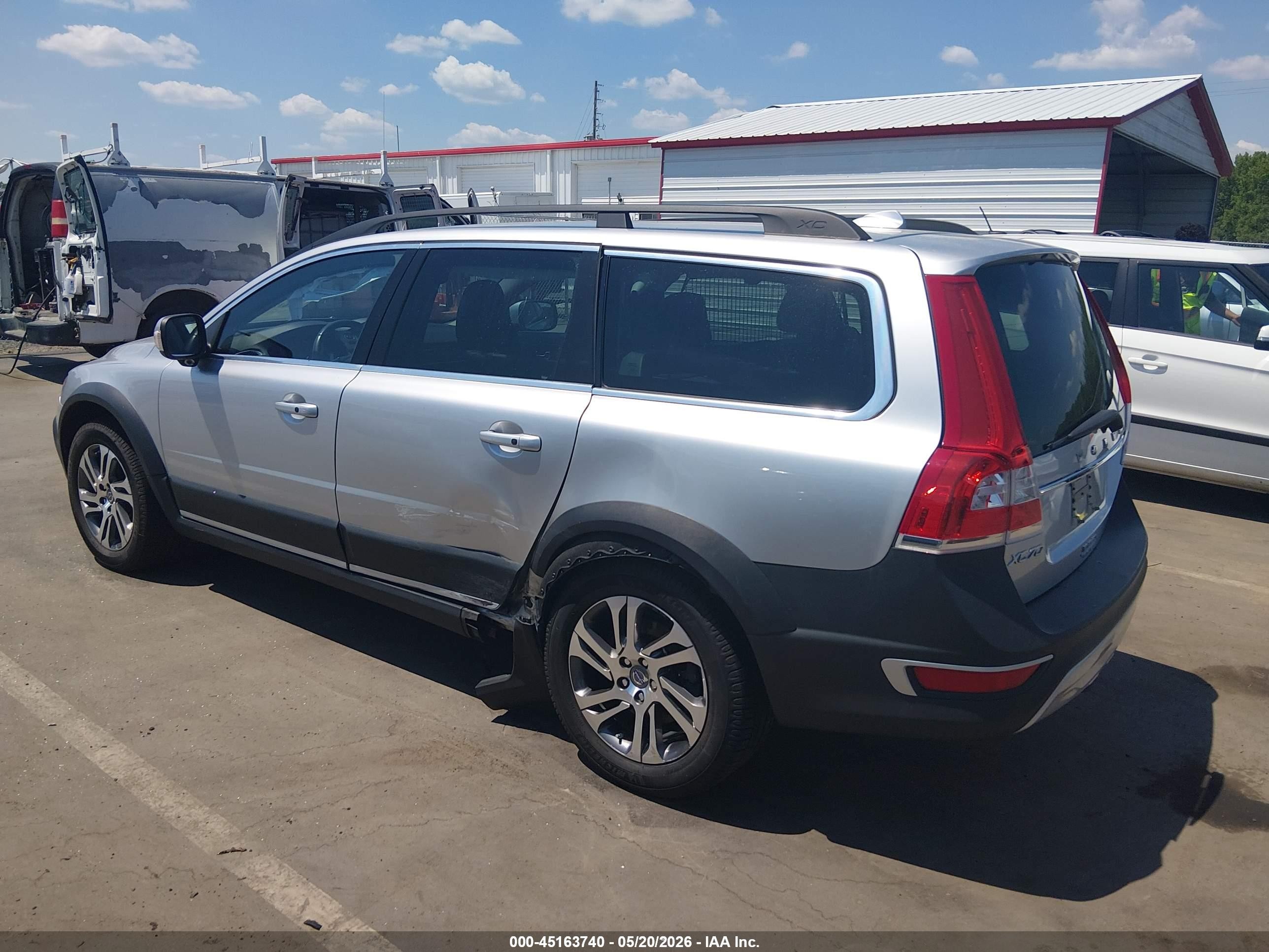 2015 Volvo Xc70 3.2 Premier Silver vin: YV4952NK6F1211850
