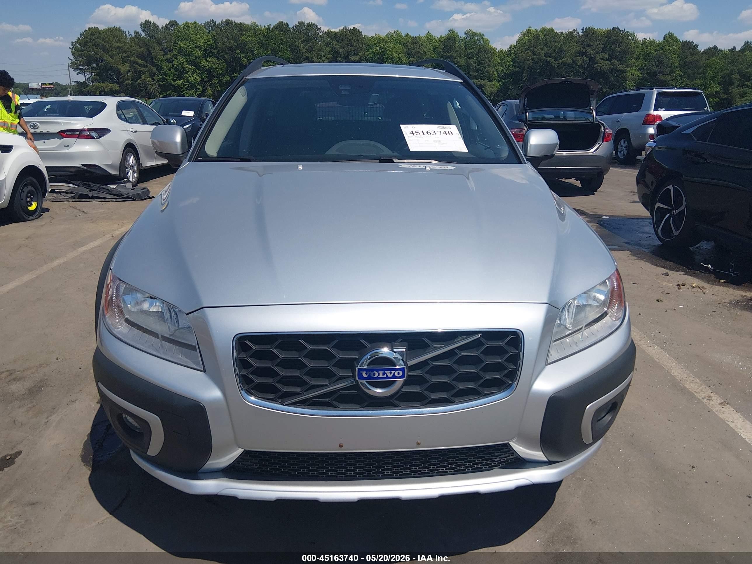 2015 Volvo Xc70 3.2 Premier Silver vin: YV4952NK6F1211850
