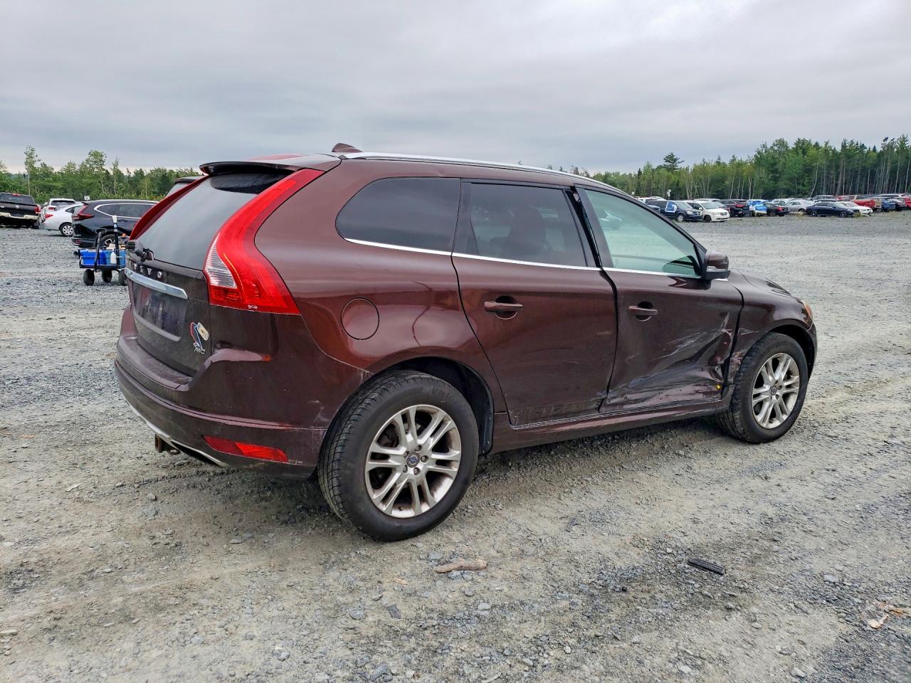 2015 Volvo Xc60 3.2 Premier + Brown vin: YV4952RC5F2576372