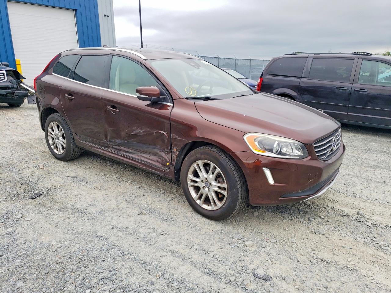 2015 Volvo Xc60 3.2 Premier + Brown vin: YV4952RC5F2576372