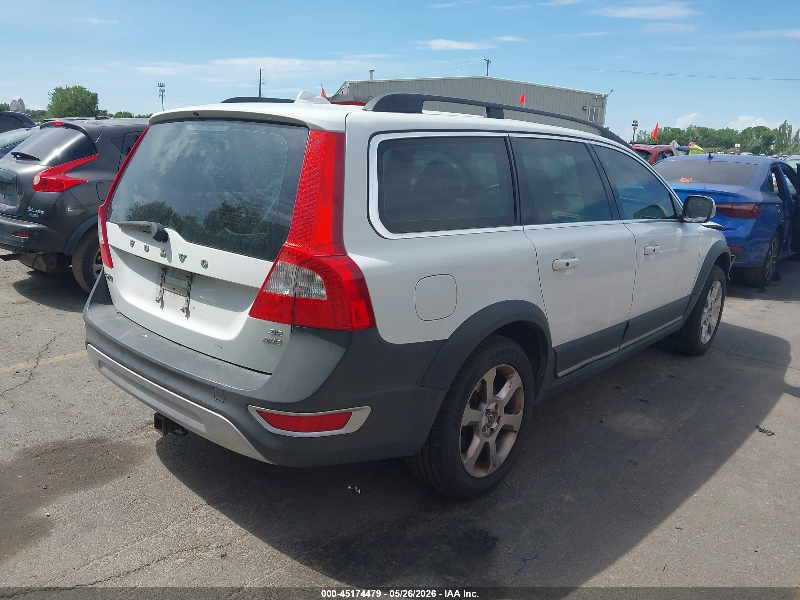 2010 Volvo Xc70 3.2 White vin: YV4960BZ0A1090177