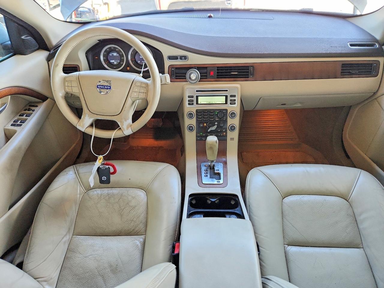 2010 Volvo Xc70 3.2 Silver vin: YV4960BZ4A1086682