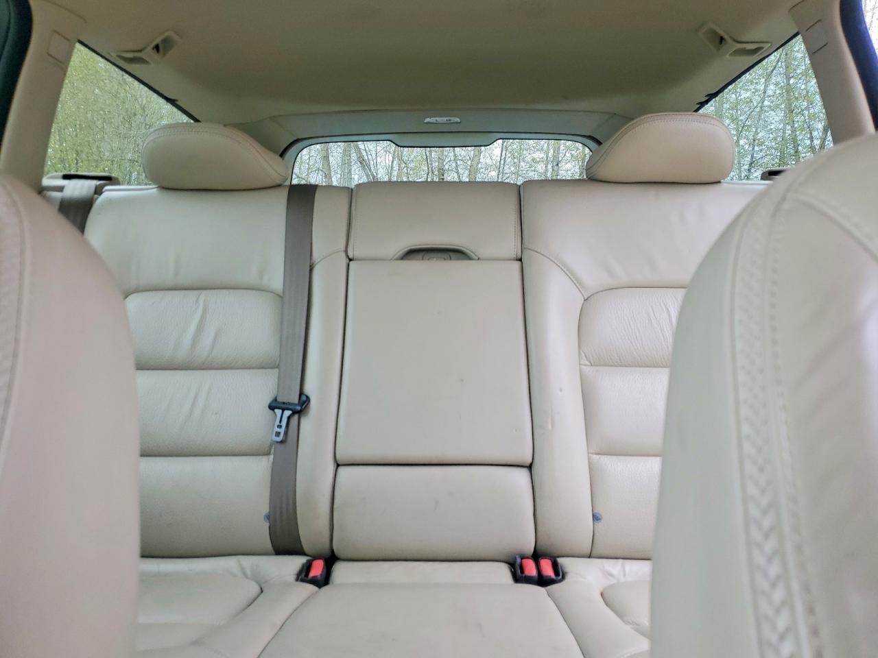 2010 Volvo Xc70 3.2 Gray vin: YV4960BZ5A1090594