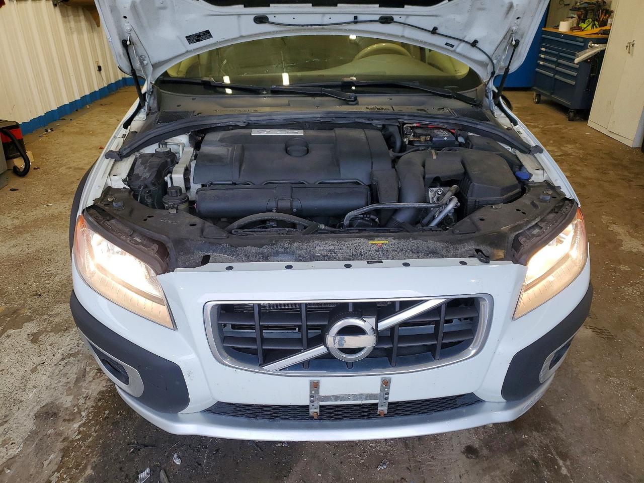 2010 Volvo Xc70 3.2 White vin: YV4960BZ6A1079748