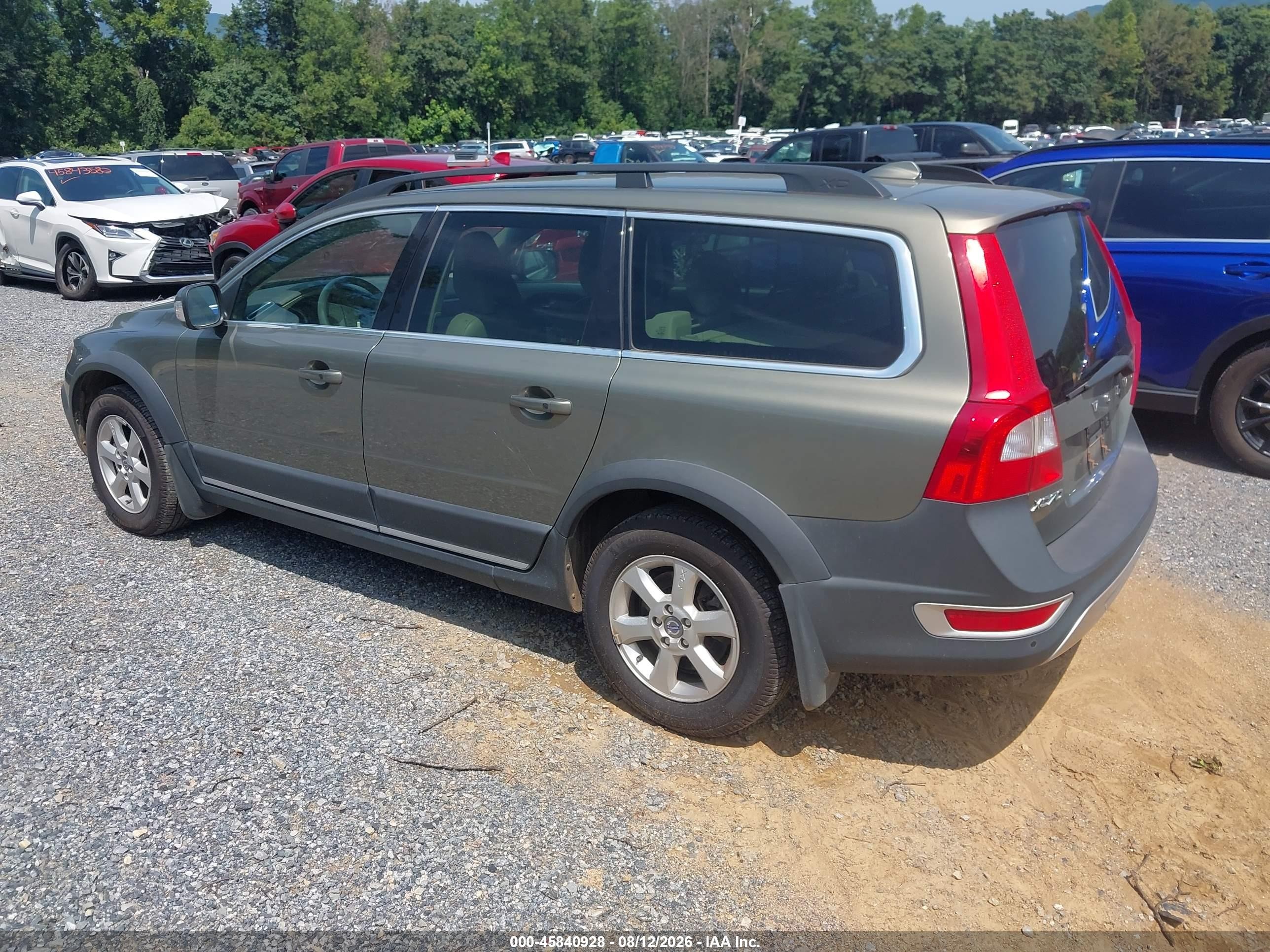 2010 Volvo Xc70 3.2 Золотой vin: YV4960BZ9A1085219