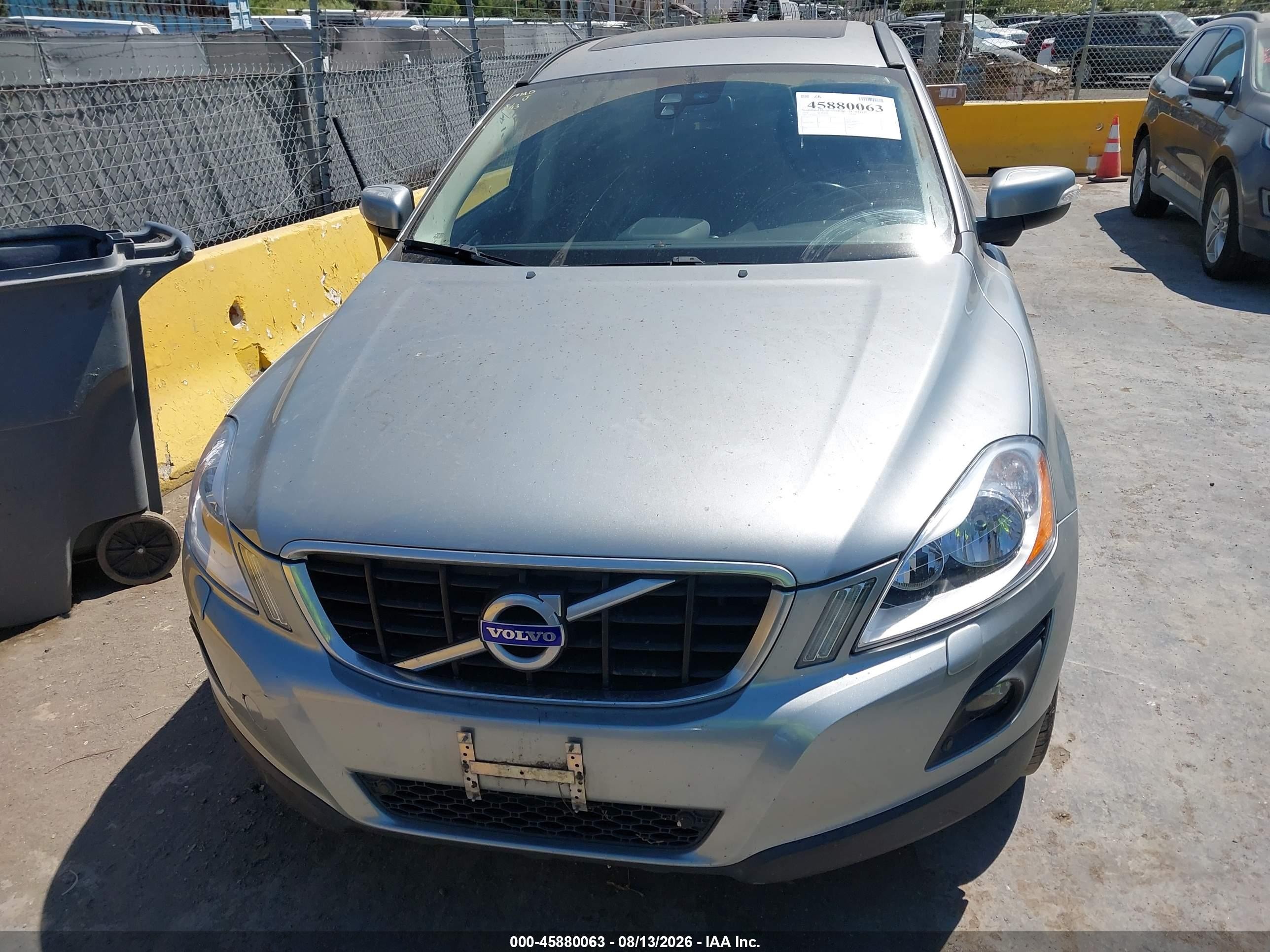 2010 Volvo Xc60 3.2 Silver vin: YV4960DZ8A2123787