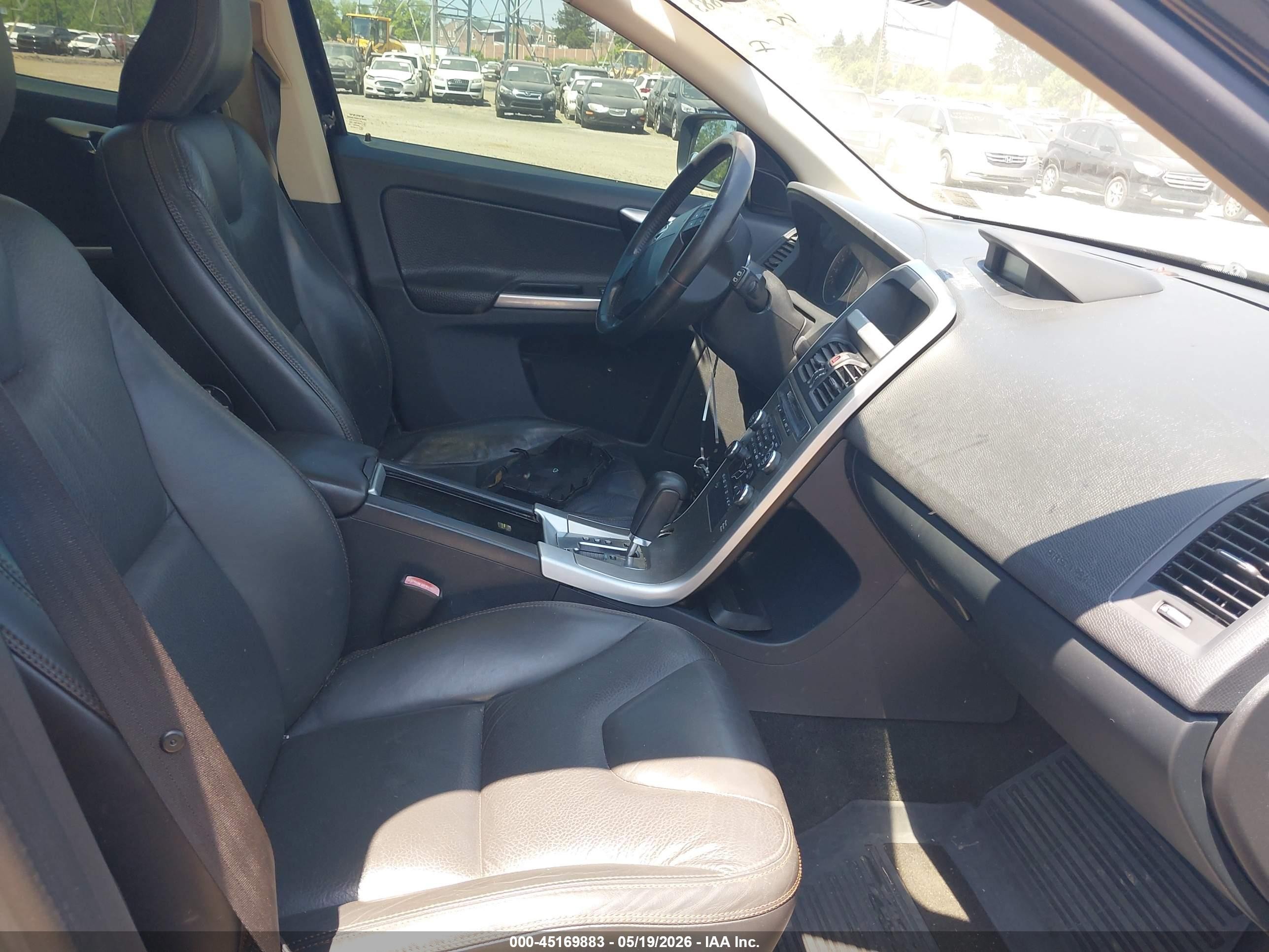 2010 Volvo Xc60 3.2 Black vin: YV4960DZ9A2052504