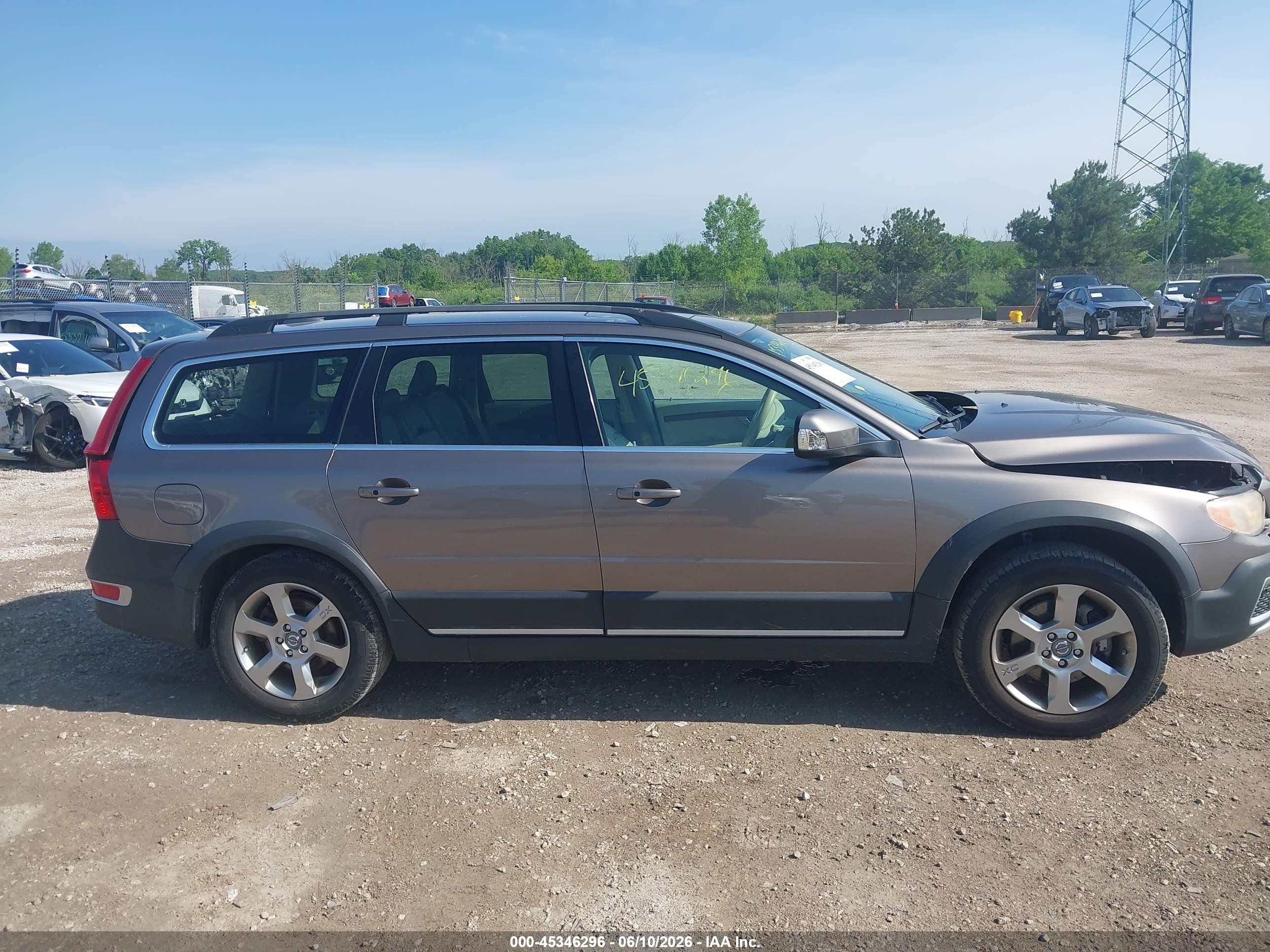 2010 Volvo Xc70 3.2 Gray vin: YV4982BZ1A1078349