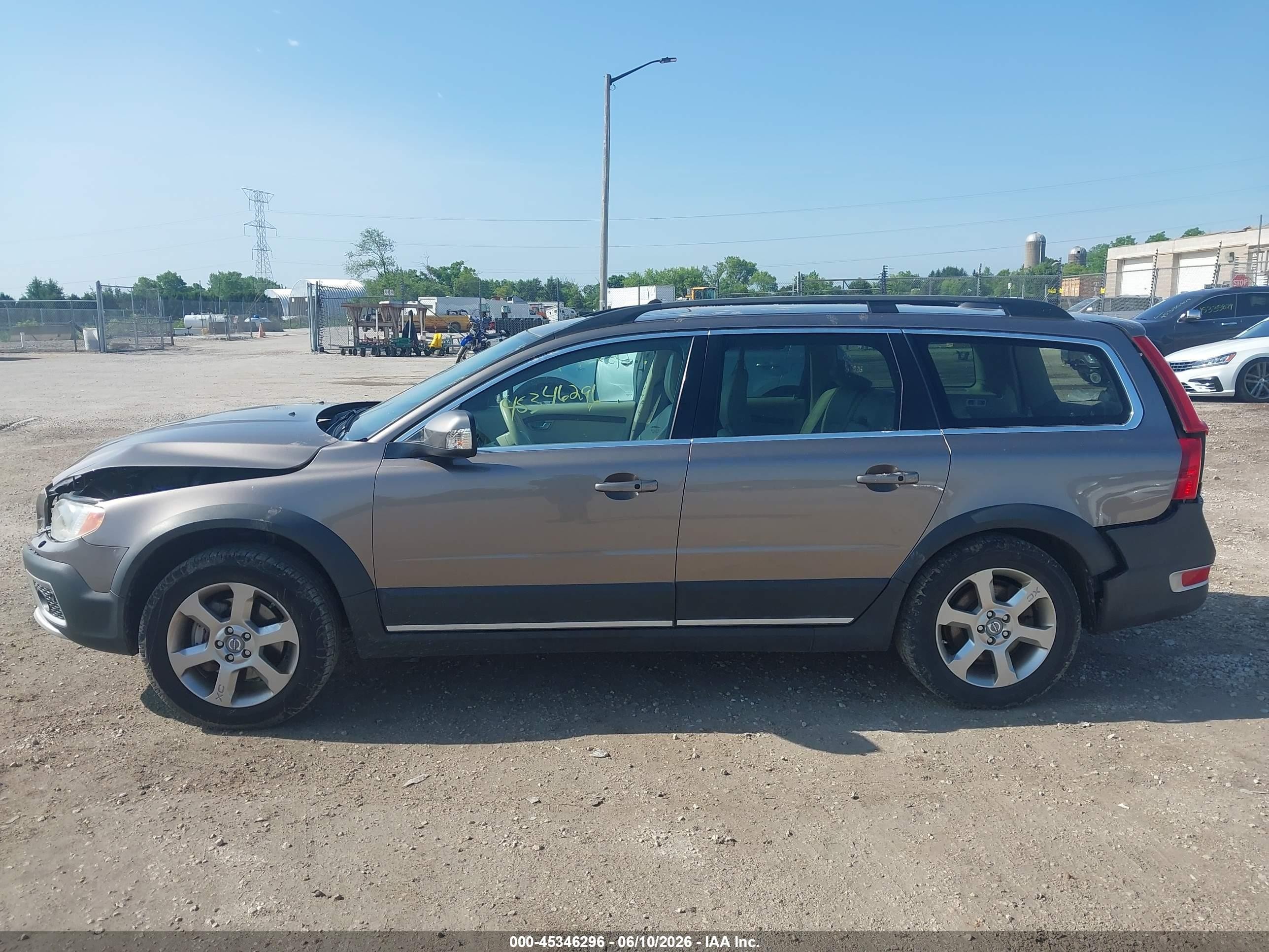2010 Volvo Xc70 3.2 Gray vin: YV4982BZ1A1078349