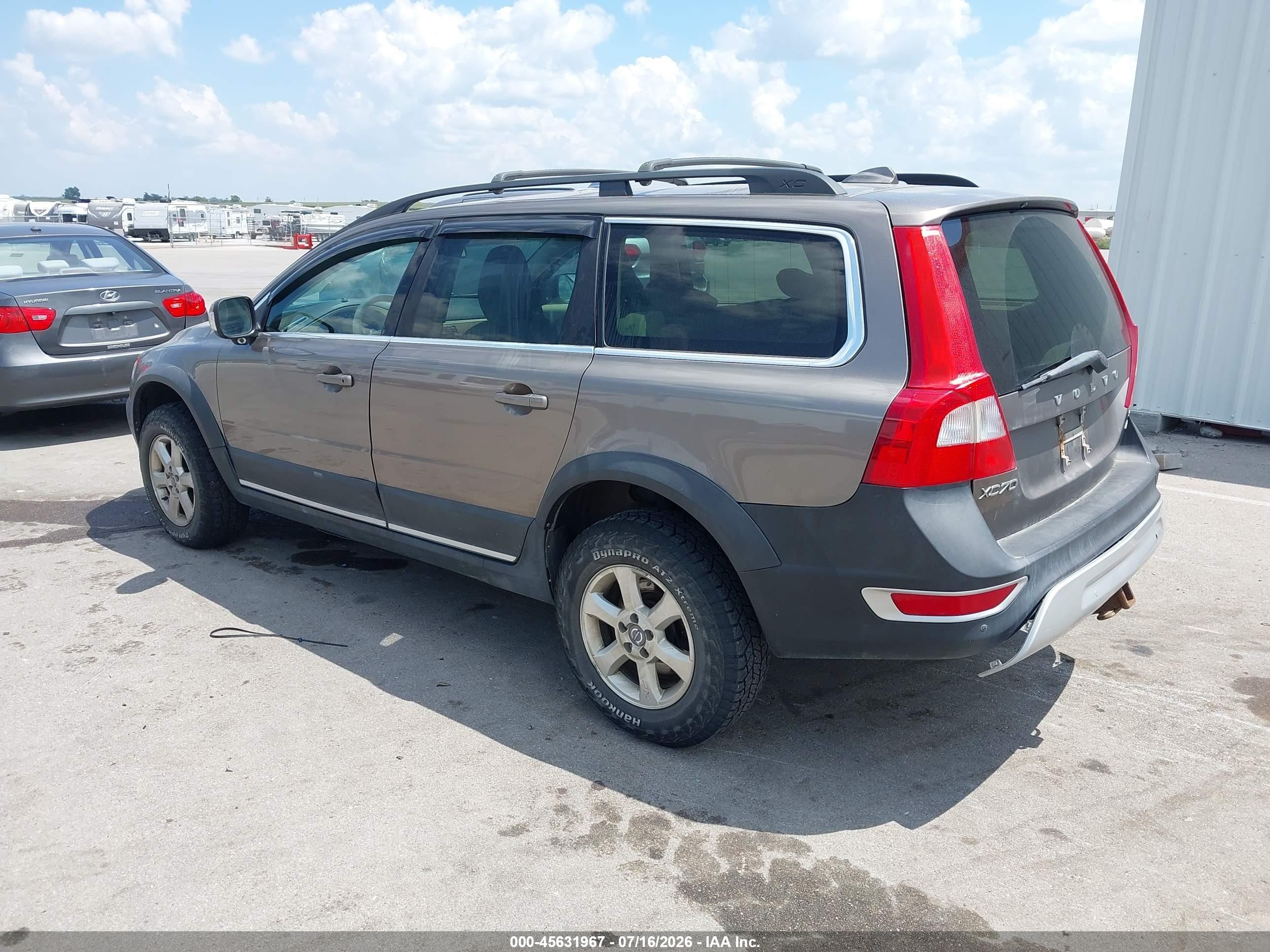 2010 Volvo Xc70 3.2 Brown vin: YV4982BZ1A1083048