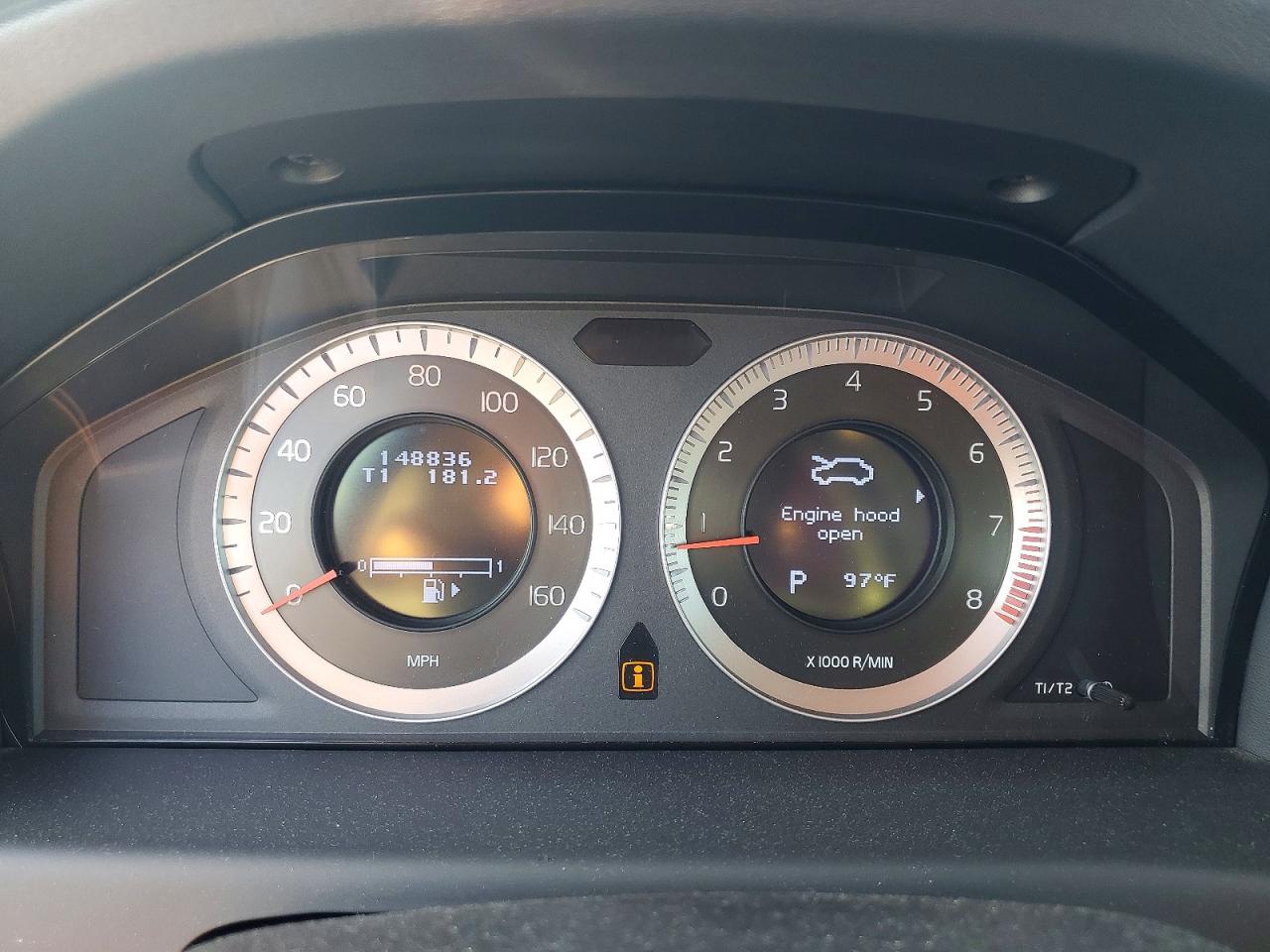 2010 Volvo Xc70 3.2 Черный vin: YV4982BZ4A1090415