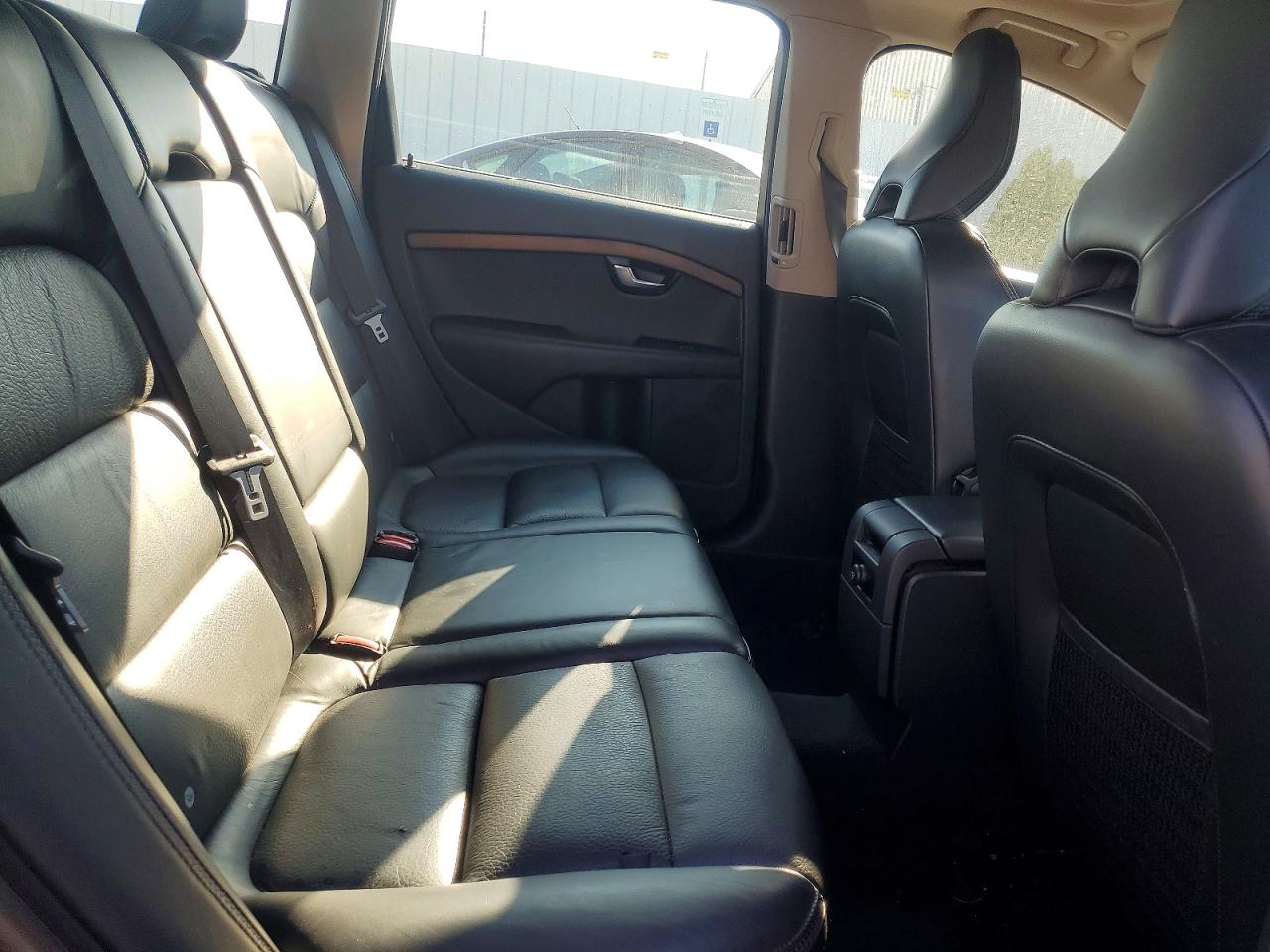 2010 Volvo Xc70 3.2 Черный vin: YV4982BZ4A1090415
