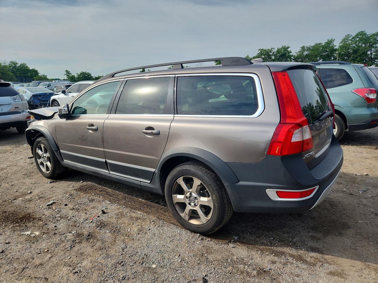 2010 Volvo Xc70 3.2 Золотой vin: YV4982BZ4A1091953